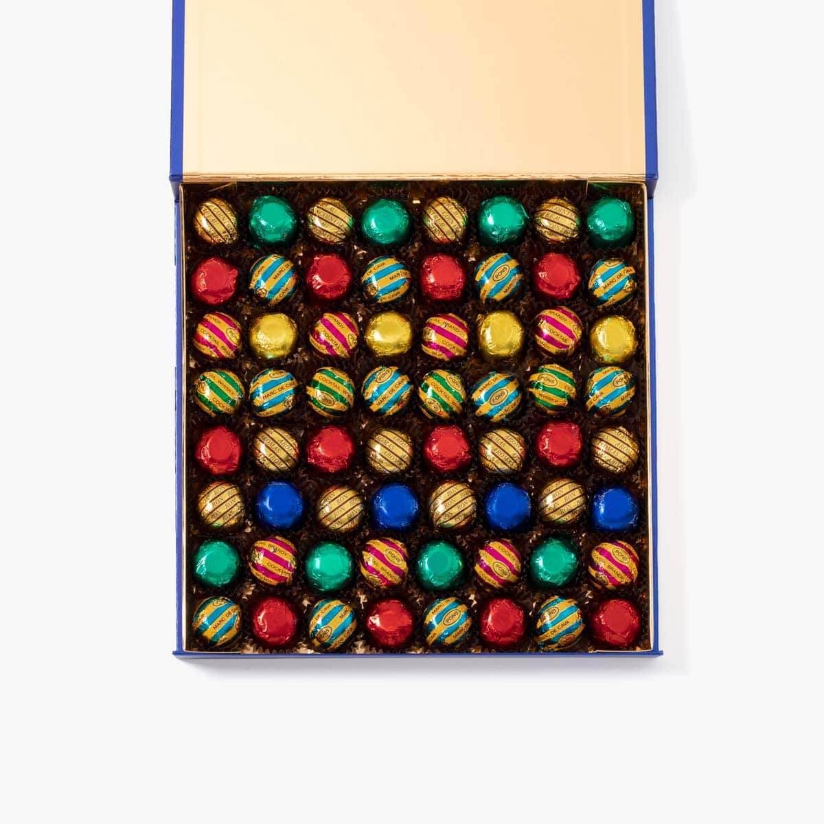 Bombones de Licor - Caja 700g - Bombonería Pons - 64 piezas - Cofre de Chocolate con Licor