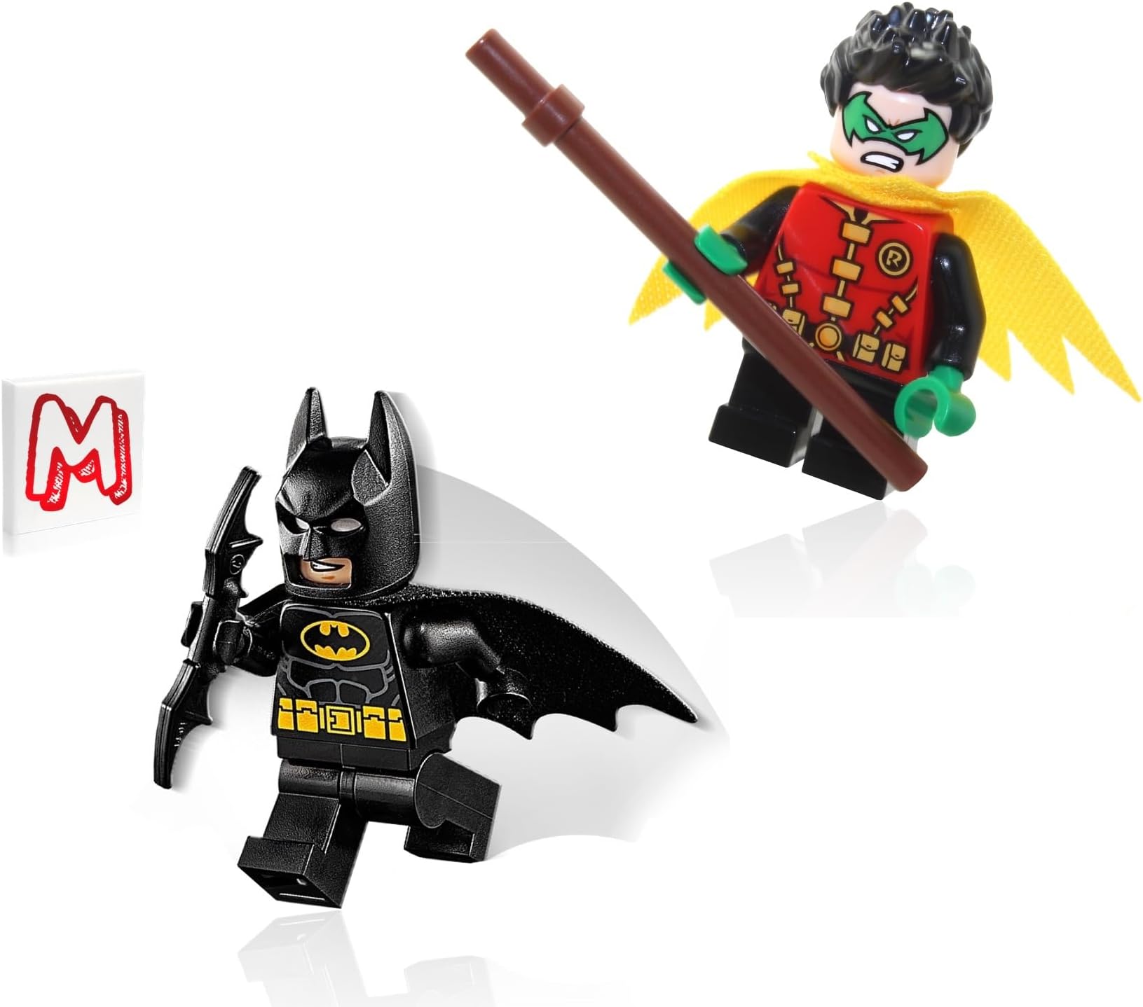 Super Heroes DC Batman Minifigure Combo - Batman (in Black Suit with Batcape and Bat-a-rang) and Robin (Green Mask and Yellow Cape) with Staff and Minifigureland Tile