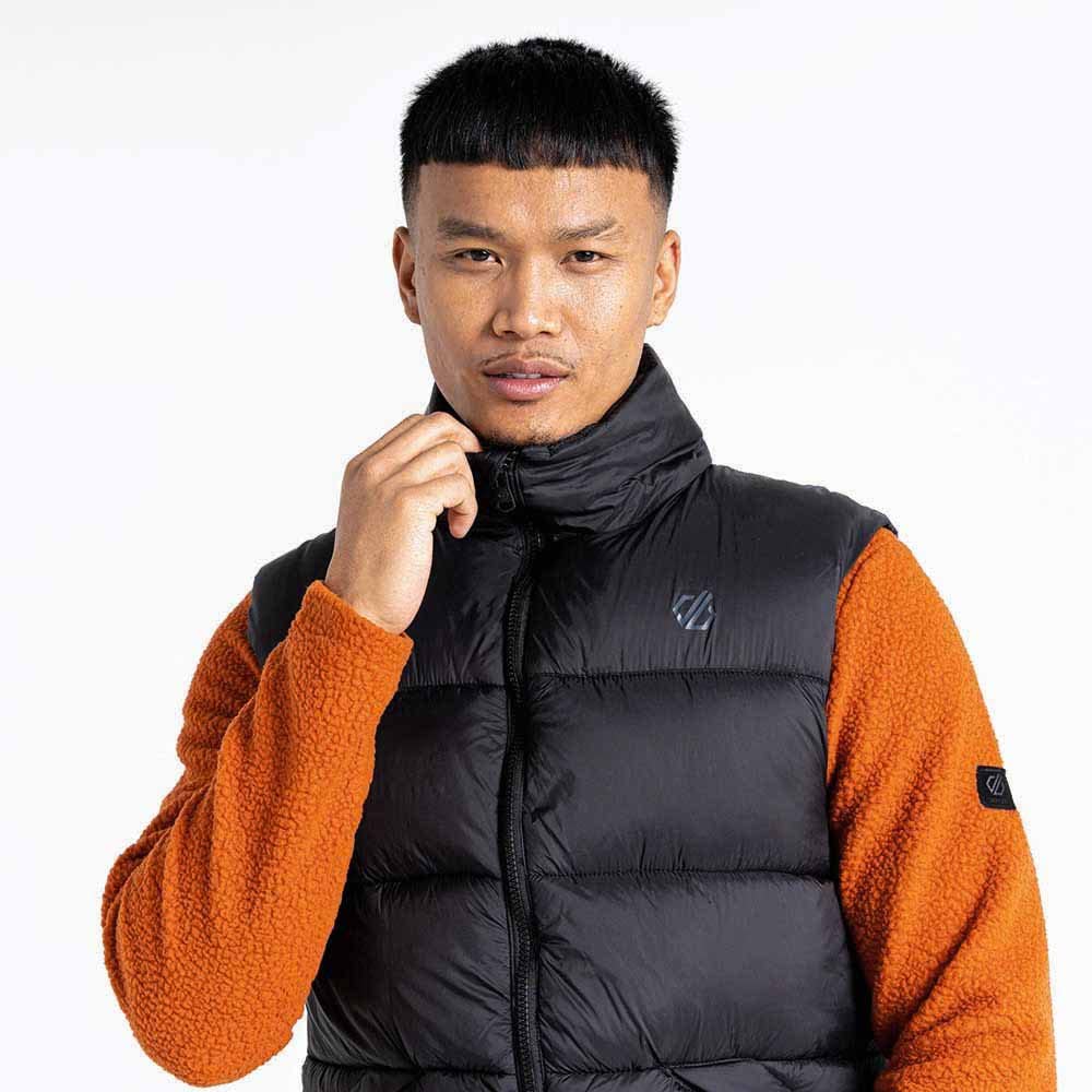 Dare2b Mentor Mens Gilet Bodywarmer Jacket acabado repelente al agua reciclado, chaqueta acolchada con cuello alto, cremallera completa y 2 bolsillos bajos con cremallera