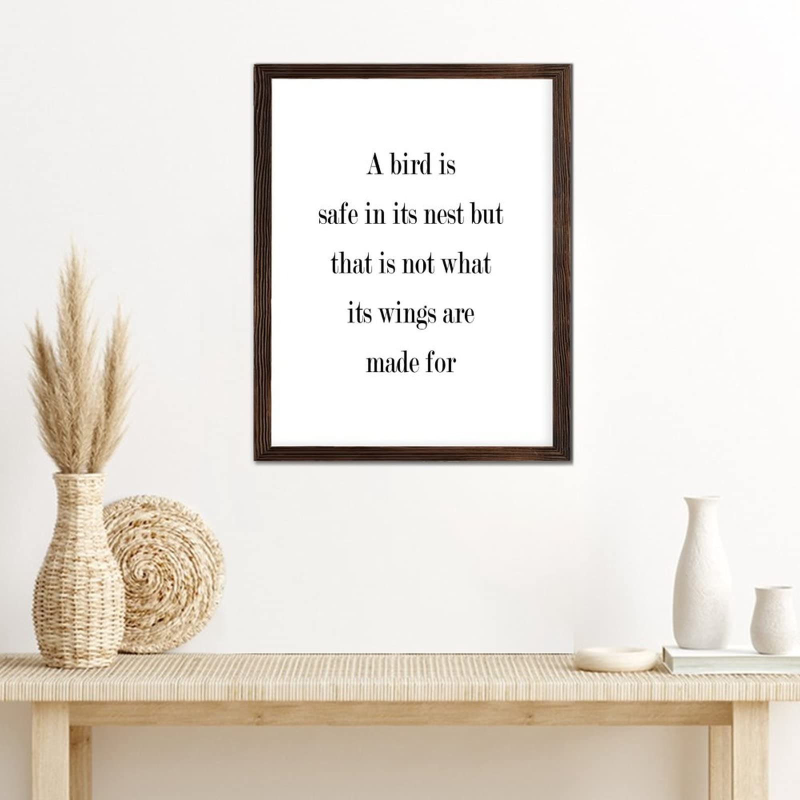 Placa de madera enmarcada con frases motivacionales, letrero de madera con texto en inglés ''A Bird Is Safe in Its Nest'', letrero artístico de pared rústica para sala de estar, dormitorio, regalo de