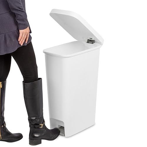 Miniatura 6 de Sterilite Contenedor de basura portátil de 11 galones con tapa de gran tamaño, manos libres, delgado, estrecho, color blanco (paquete de 4)