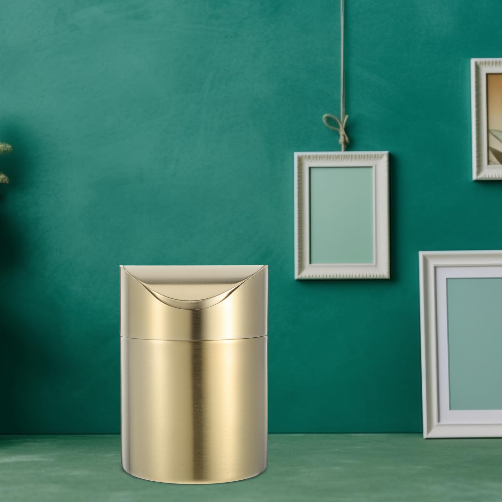 Ciieeo Mini Cestino per Rifiuti da Ufficio in Acciaio Inox 304 con Coperchio, Piccolo Bidone per Scarti di Carta e Spazzatura Domestica, Contenitore Compatto per Scrivania in Soggiorno