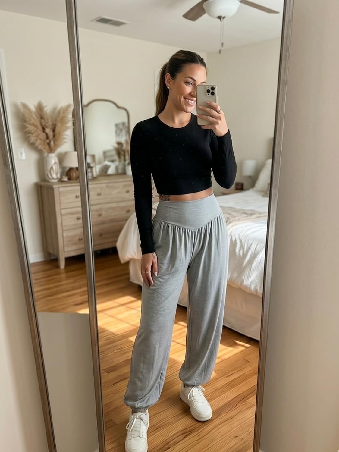 Womens Baggy Wide Leg Pants Plus Size Casual Loose Elastic Waisted Comfy Harem Pants with Pockets