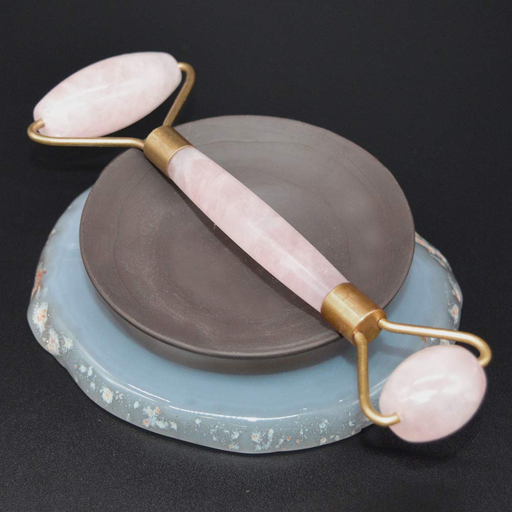 RODEREK Rodillo facial de cuarzo rosa, masajeador facial de jade para antienvejecimiento y antiarrugas, herramientas de belleza facial de jade natural (oro rosa)