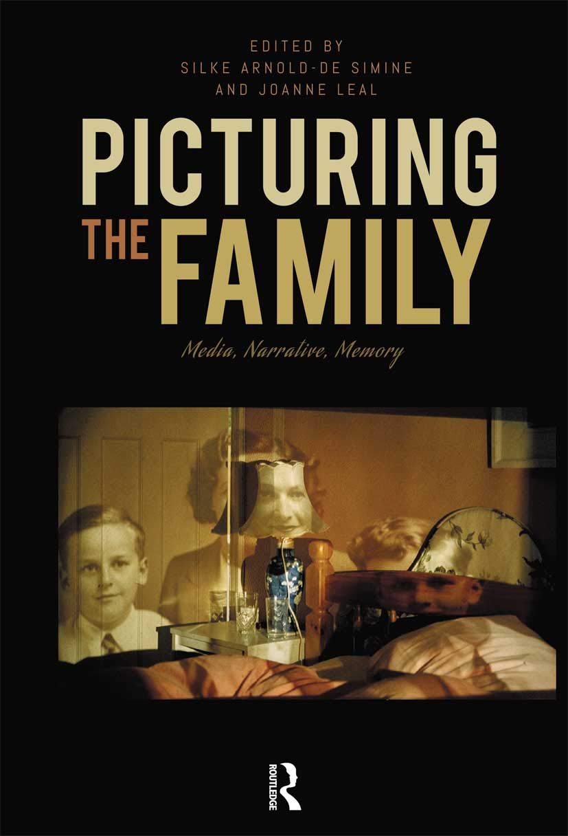 Picturing the Family livre de photographie et d'histoire sociale