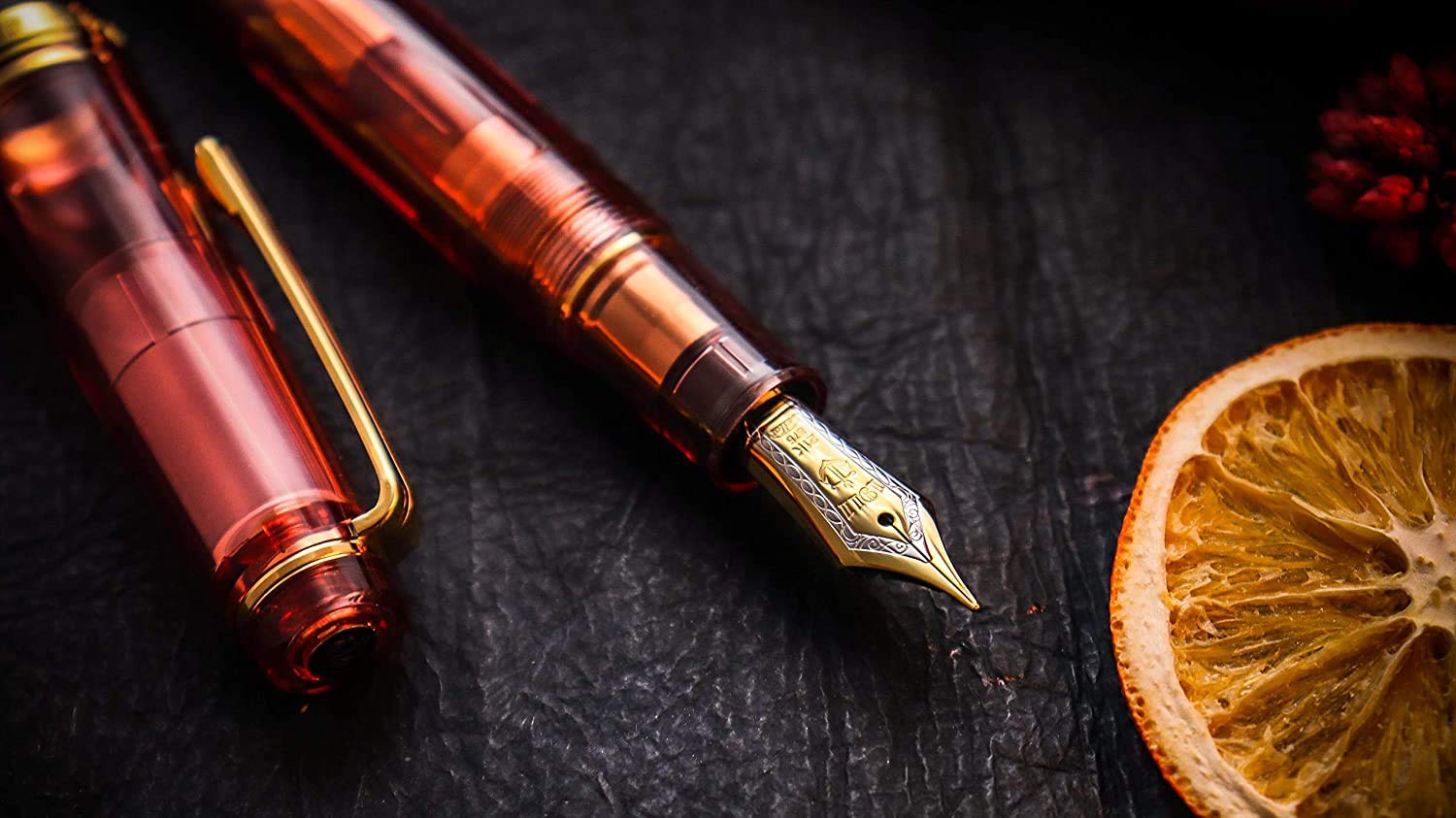 セーラー万年筆 Ｗancher プロフェッショナルギア 21K 細字 プロフェッショナルギア21金・アイボリー Fountain Pen | ワン
