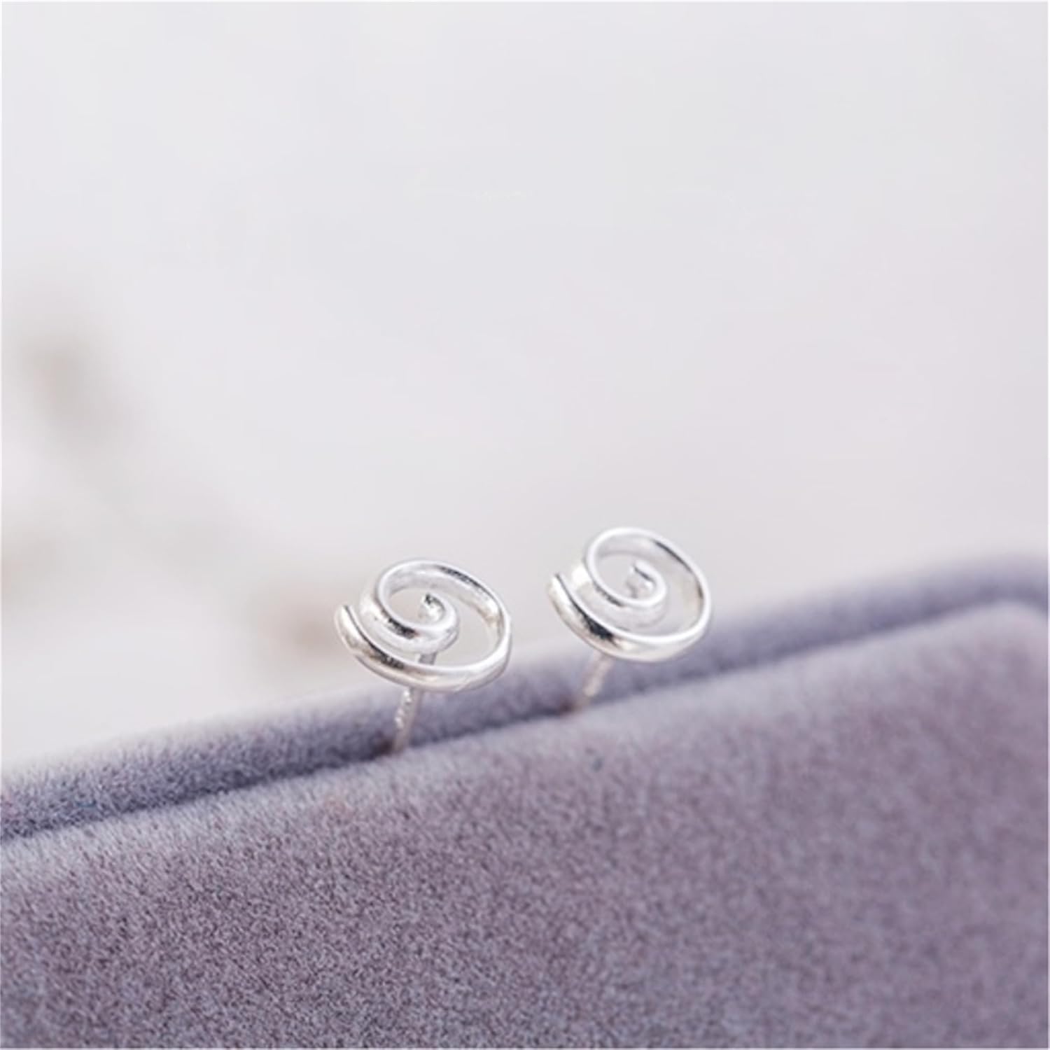 Sterling Silver Circle 7mm Circular Spiral Swirl Round Dot Stud Earrings - Image 7