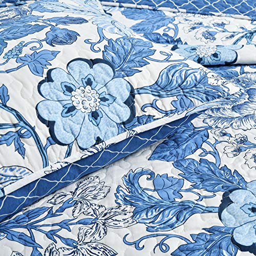 Image of Lush Decor Sydney Reversible Cotton Quilt Set, 3 Piece Set, Full /Queen, Navy & White - Cotton Bedding Set - Navy Floral Quilt - Cottage Decor - Bedding Queen Size