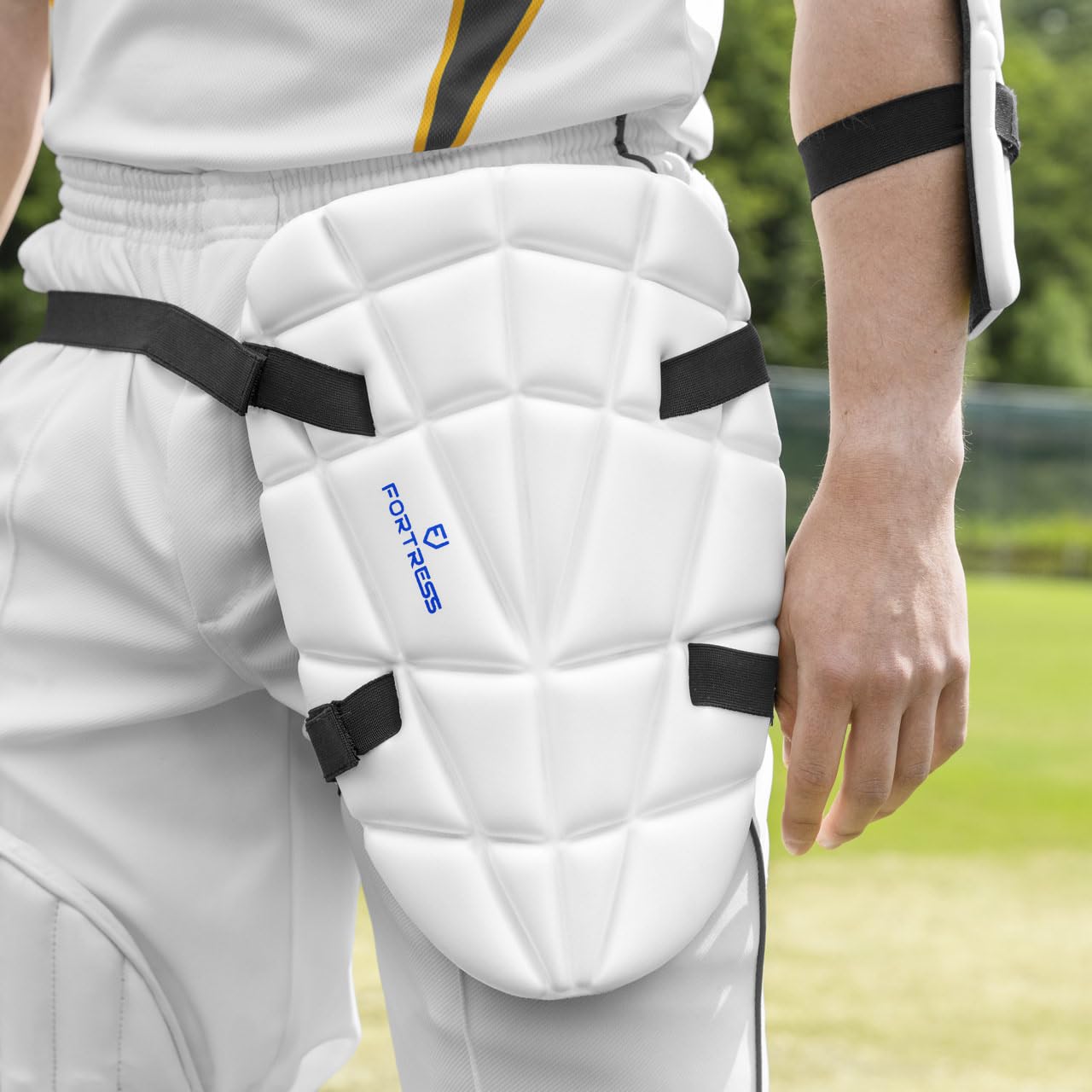 FORZA Fortress Cricket-Oberschenkelpolster – erhältlich in 3 Größen | Leichtes Cricket-Oberschenkelpolster