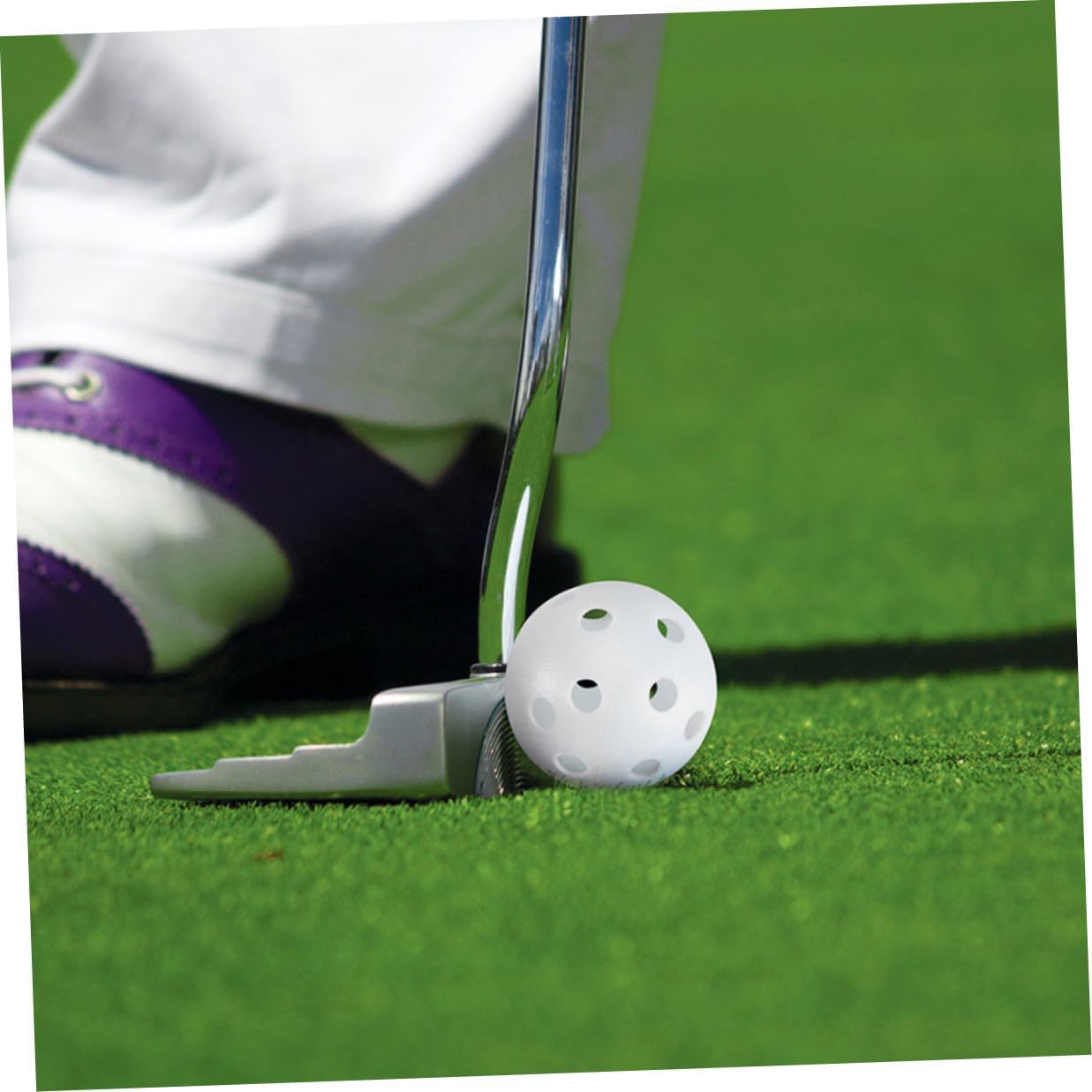 100pcs Golf Training Balls Plastic Hollow Small Practice Balls for Backyard Indoor Swing Golf