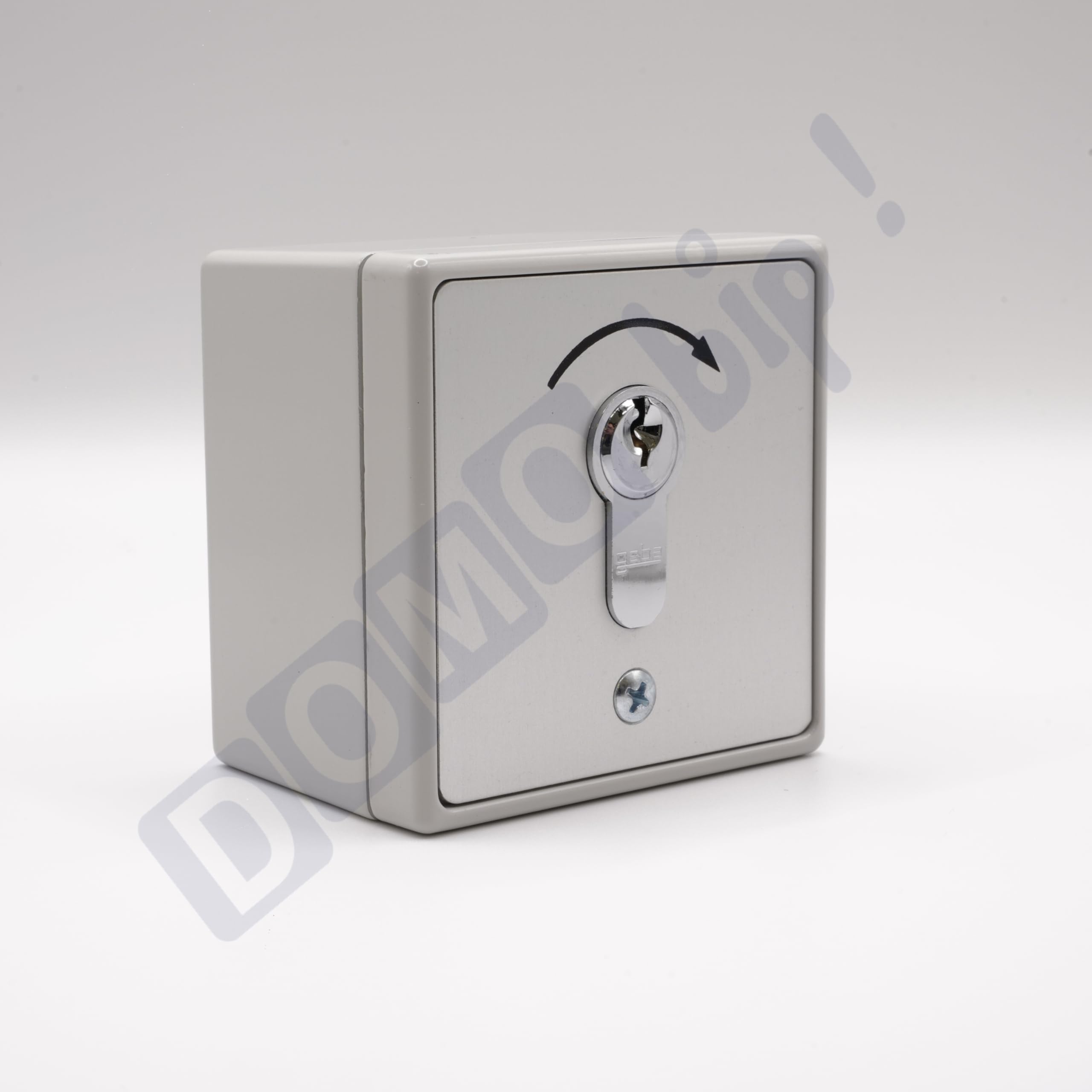 GEBA M-APZ 1-1T/1 - Contattore a chiave a 1 direzione impulso per cancello e porta del garage - Barilotto europeo + 3 chiavi - Rif. 007.1101.10 + 1 Goodies DOMOBIP
