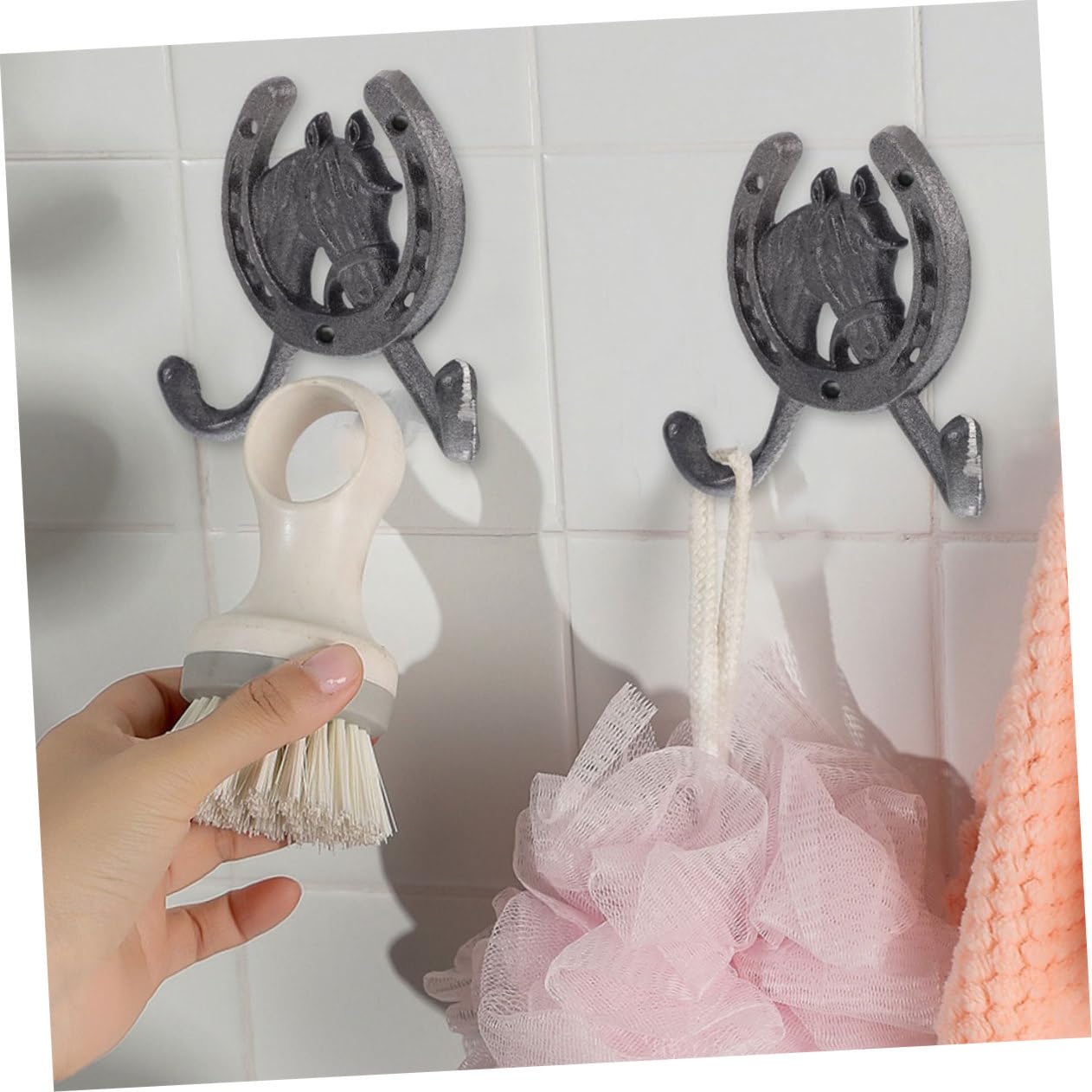 4 Pezzi Ganci da Parete Nero, in Ferro, Stile Vintage, Doppio Gancio a Forma di Ferro di Cavallo, per Bagno e Camera da Letto