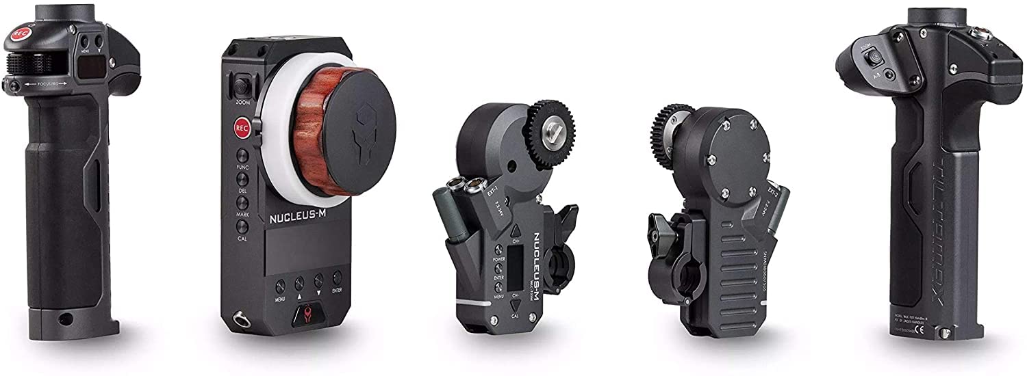 TILTA Follow focus Nucleus-M Sistema di controllo dell'obiettivo wireless per obiettivo per fotocamera mirrorless DSLR, con unità manuale 2 Impugnatura wireless 2 Motore wireless WLC-T03