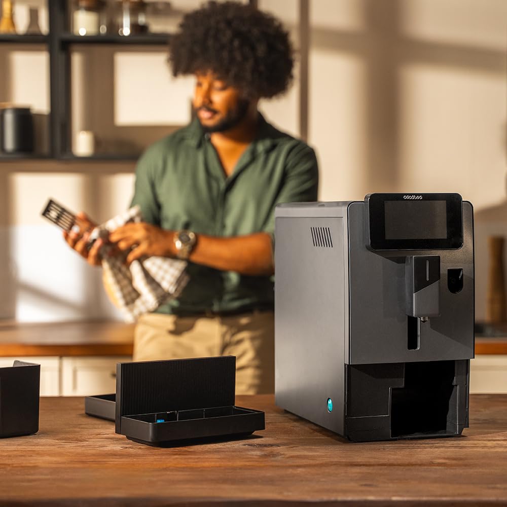 Cecotec Cremmaet Latte Touch Kaffeevollautomat, 19 bar, Thermoblock | 12 Getränke, 4 Profile, Wasser 1,1 l und 400 ml Milch, TFT-Display, konische Mühle, automatische Reinigung, höhenverstellbar