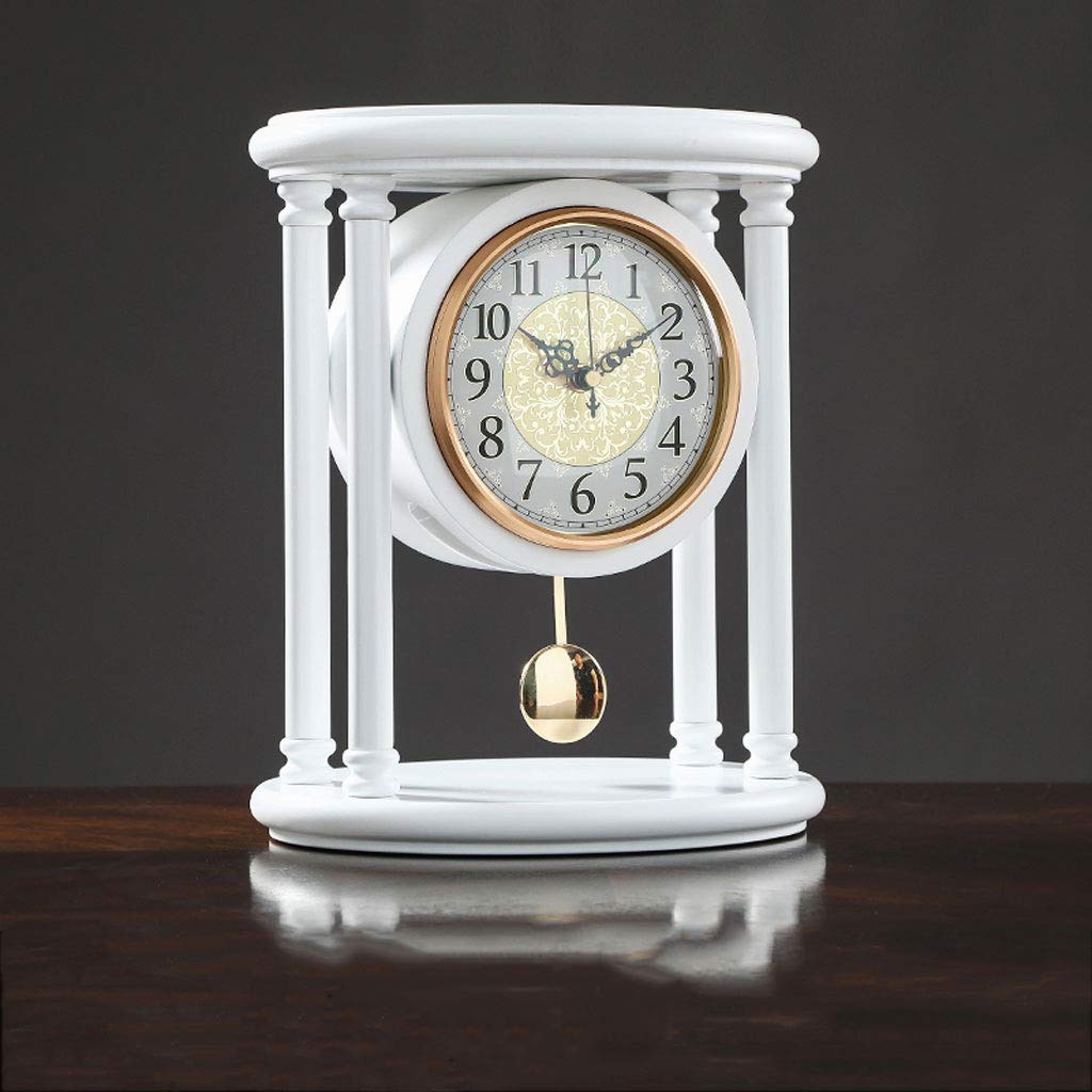 Reloj de mesa retro con péndulo elegante para decoración de salón