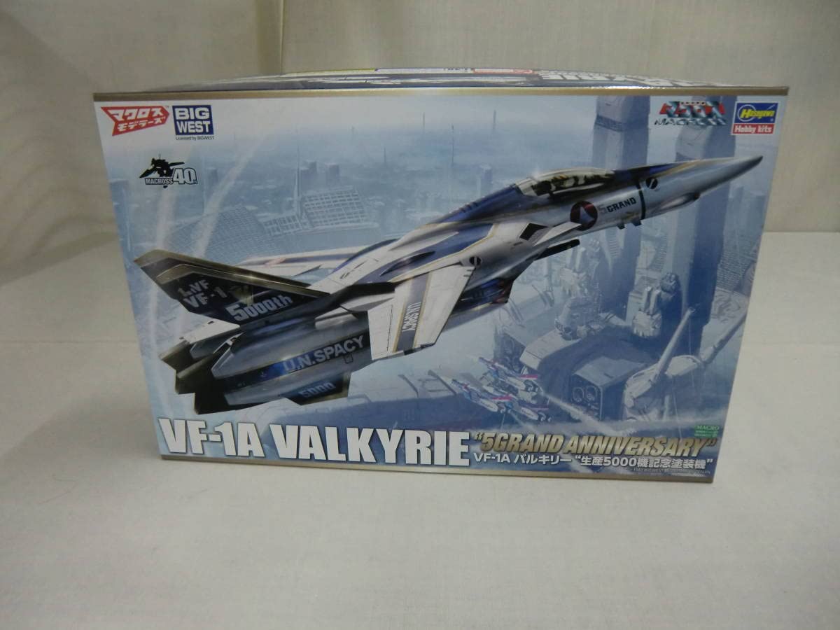 Amazon | 1：48 VF-1A バルキリー”生産5000機記念塗装機