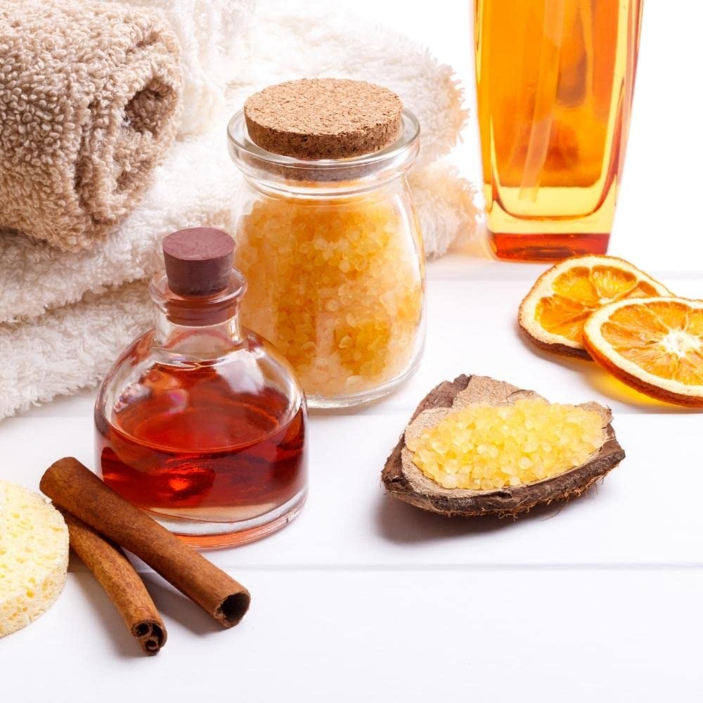 Sugaring NYC Sugaring NYC V-Facial Orangefarbene Geschirrmaske mit orangefarbenen Elementen, 200 g