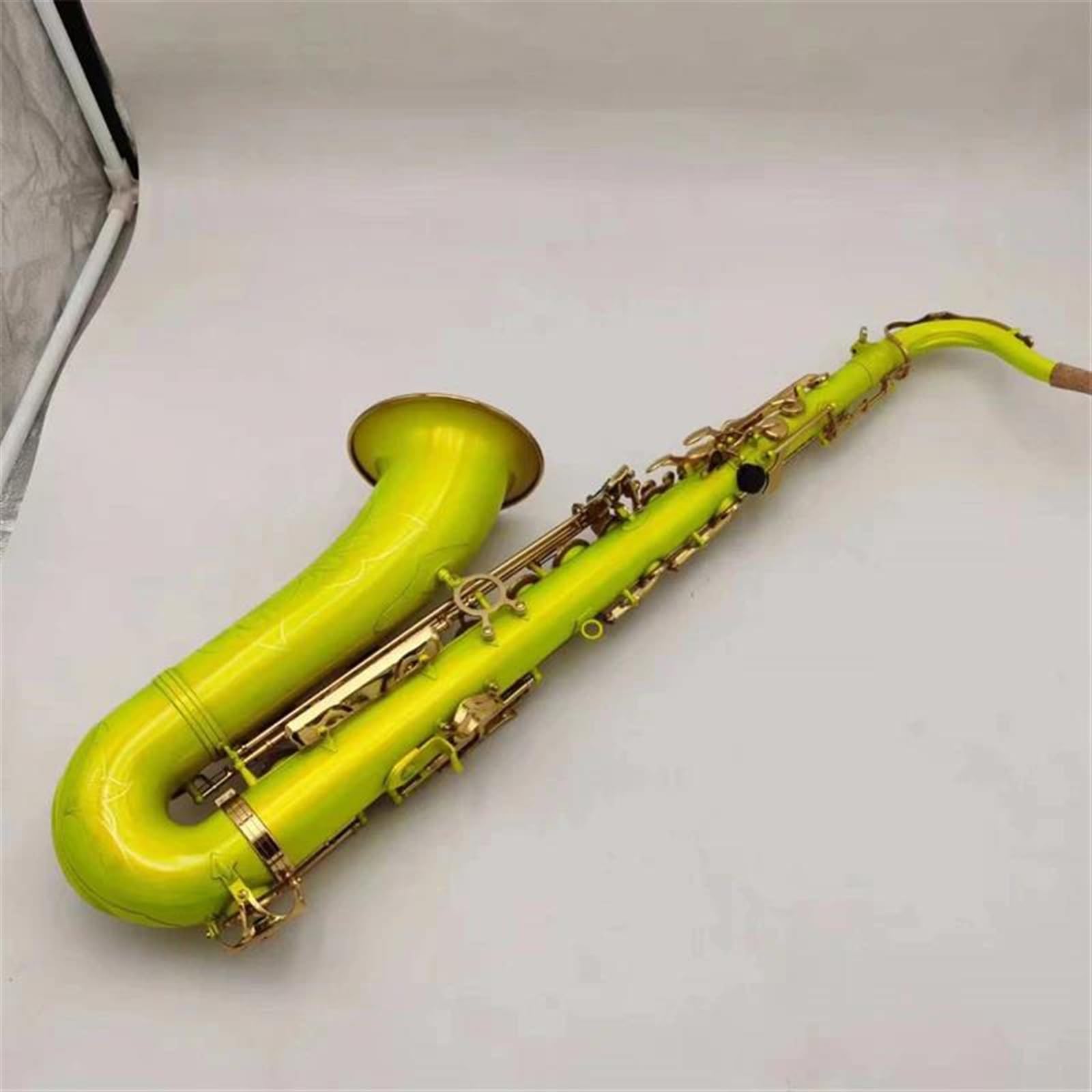 Saksofon Saksofon tenorowy złoty lakier profesjonalny saksofon tenorowy z ustnikiem na szyję stroikową (Color : Cloth bag)