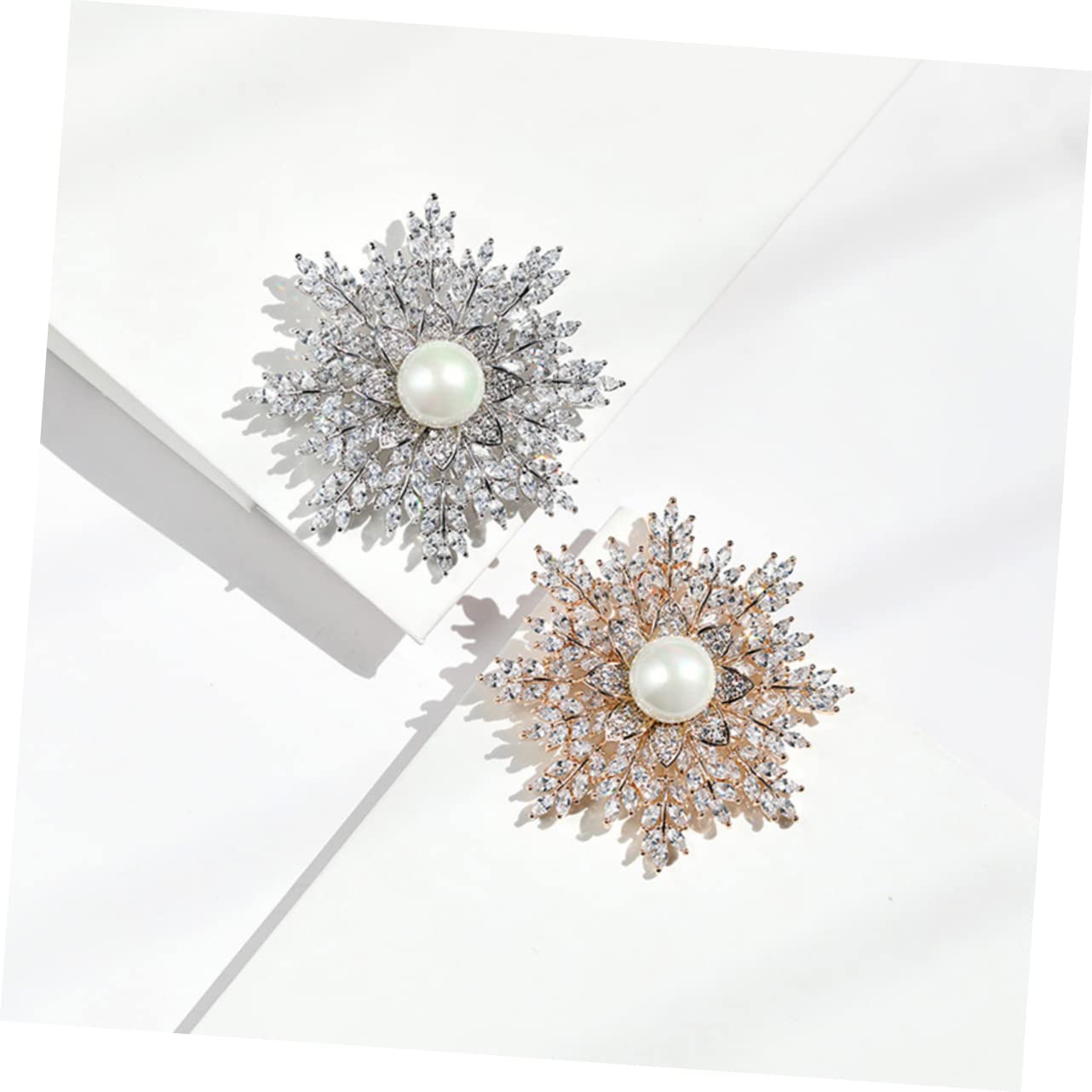 SOIMISS 3pezzi Spilla Elegante Forma Di Fiocco Di Zircone Per Donne Accessorio Per Cardigan e Giacche Decorazione Sottile e Chic Argento Perfetta Per Matrimonio e Occasioni Speciali