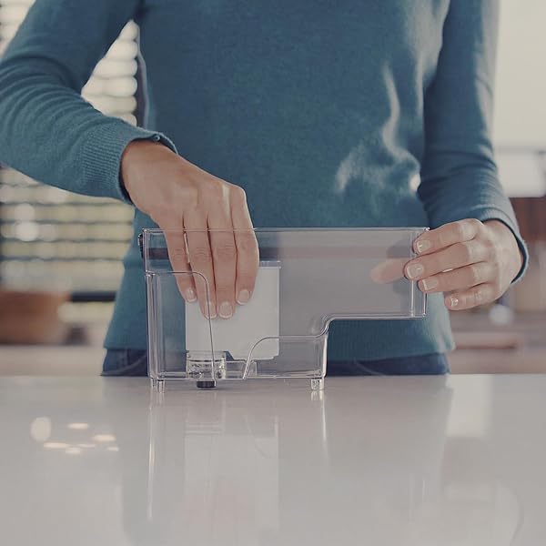 Philips Saeco Filtre machine à café à grains - filtre à eau AquaClean, Evite la formation de calcaire, Jusqu’à 5000 Tasses Sans Détartrage, 3 mois d'utilisation - x1 filtre (CA6903/10) - 5