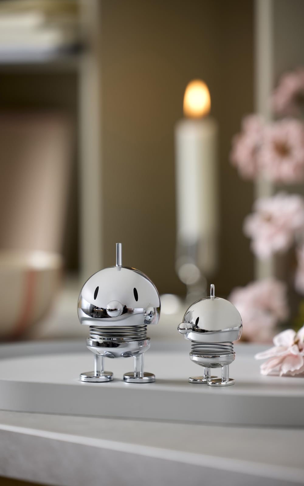 Hoptimist Bumble Set Limited Edition, Wackelfigur & Glücksbringer, Skandinavische Deko Figuren für Wohnzimmer & Büro, Lustige Kleine Geschenke, X-Small/Small, Chrome