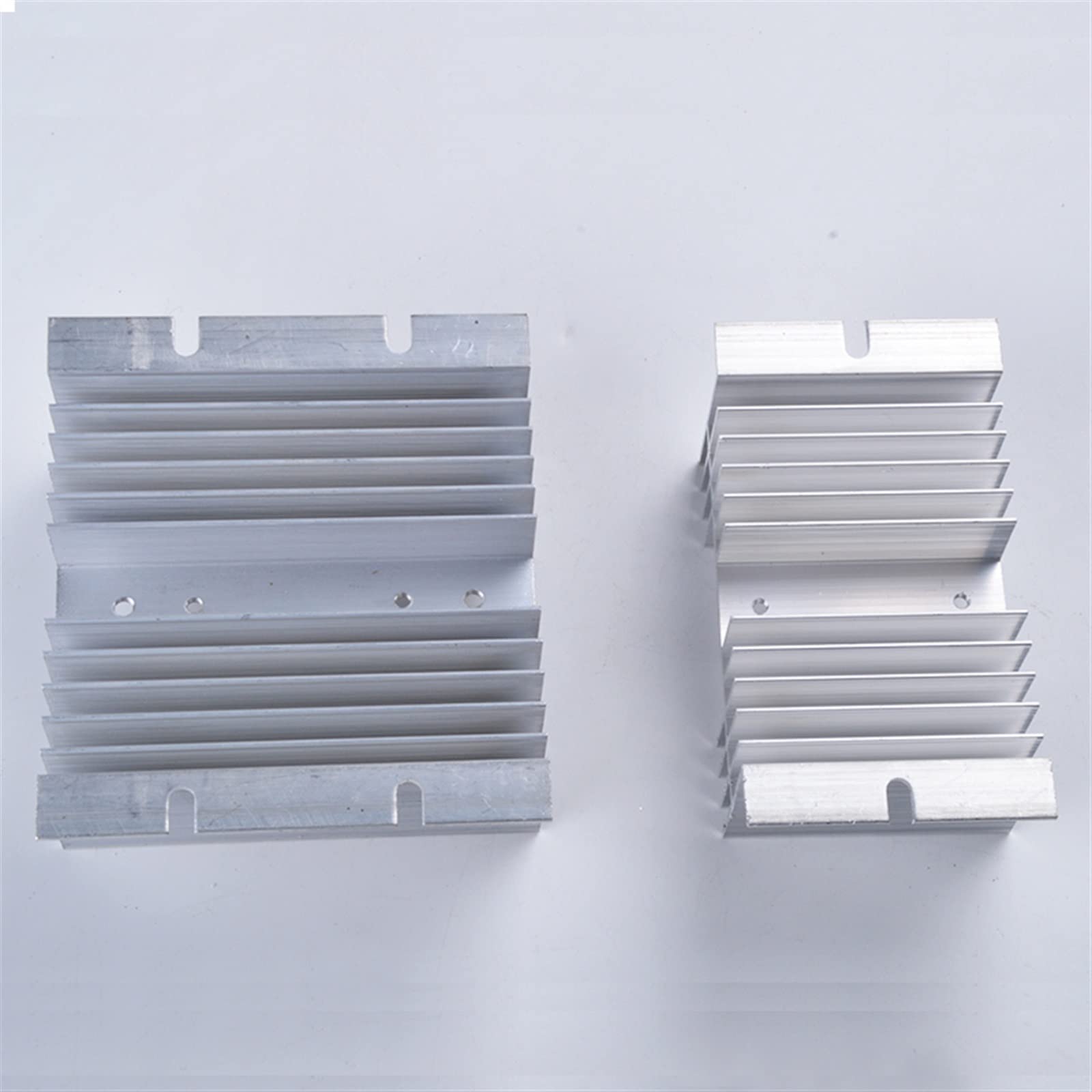 CSKWLLNBC Heat Sink Solid State Relay Aluminum 30A 40A Single Phase Three Silver Tone Dissipation Radiator 1Pcs