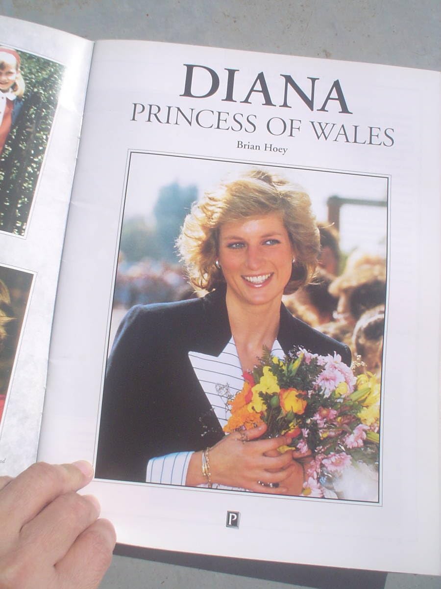 ダイアナ紀B4 Amazon.co.jp: the princess of wales diana ダイアナ妃