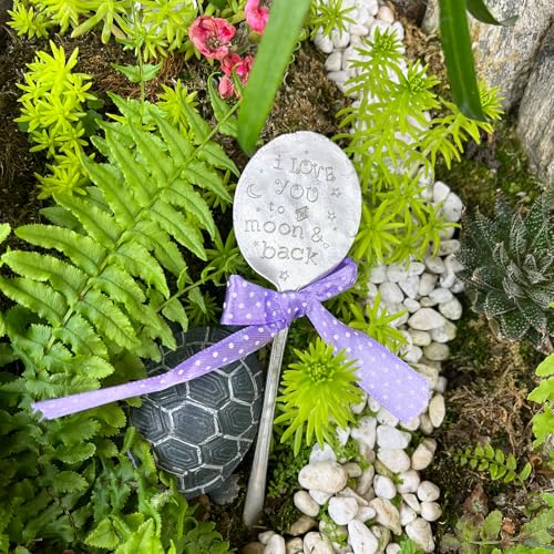 Garden Marker Friendship Gift, Silver Stamped Funny Spoon Plant Markers, Metal DIY Decorative Sign Plant Labels,Plant Lover Garden Decoration Creative Gift (I Love You to The Moon and Back)