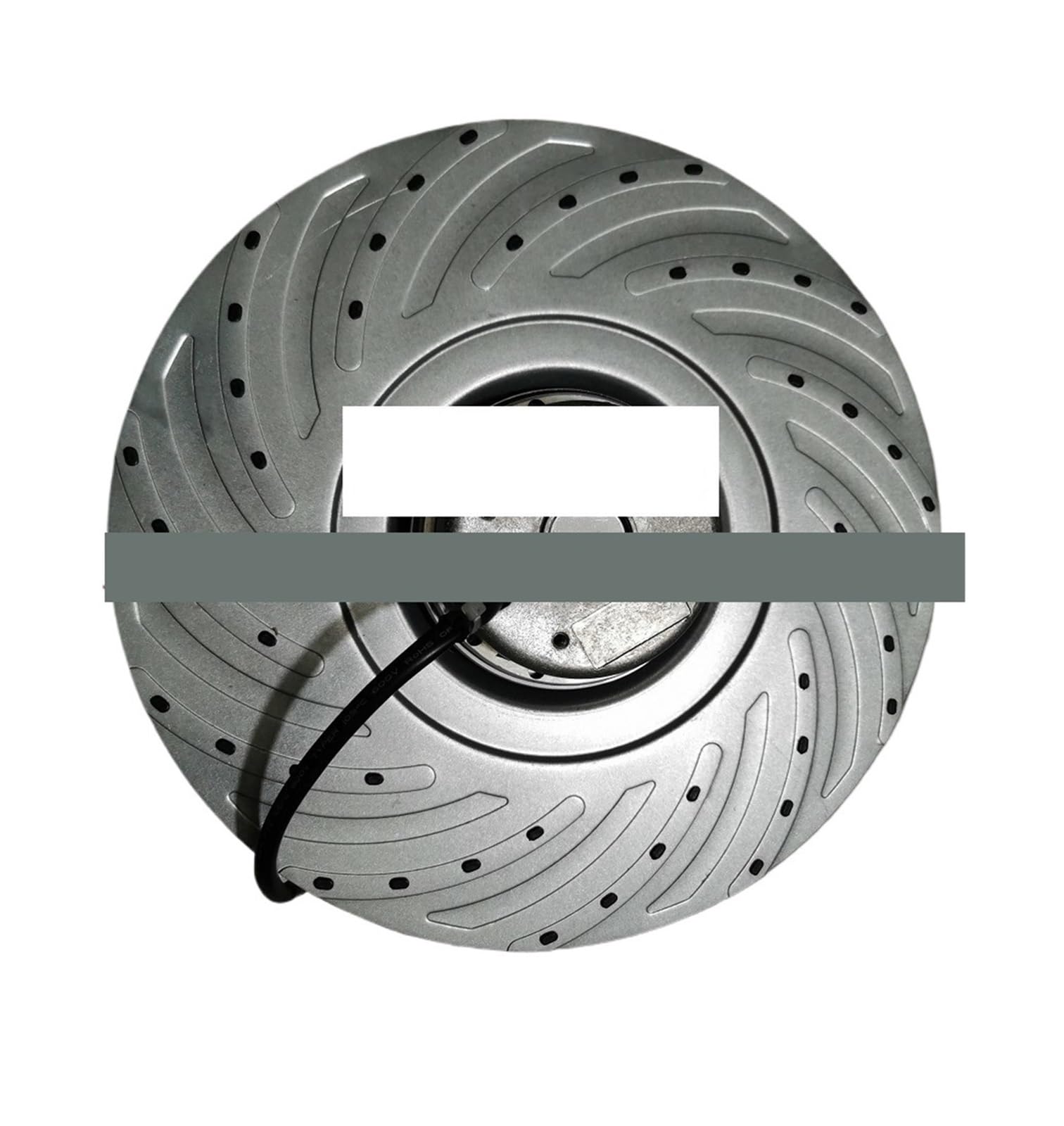 Turbine éolienne FH250 M installée pour ventiler efficacement votre grand espace de vie