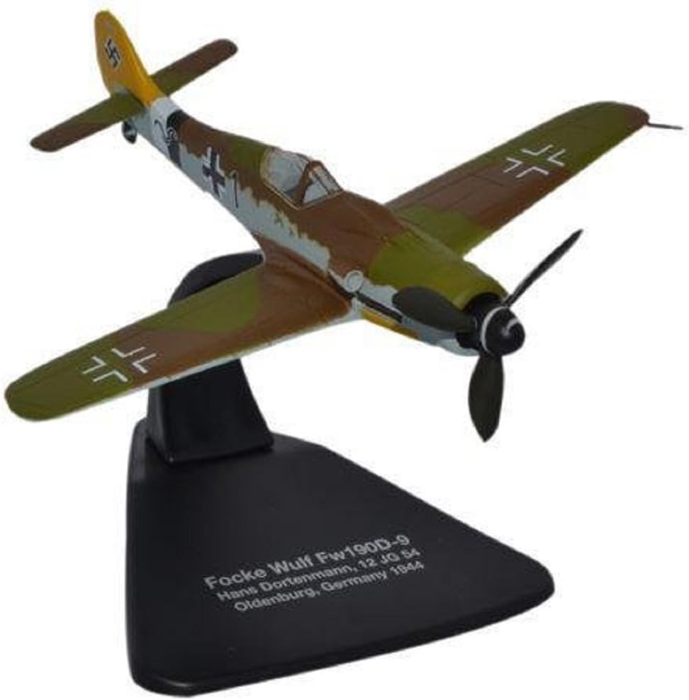 Oxford Aviation AC057 Focke-Wulf Fw 190D-9 โ 38-Victory ace Hans Dortenmann, 12./JG 54, Oldenberg, Germany, 1944 1:72 Scale Diecast