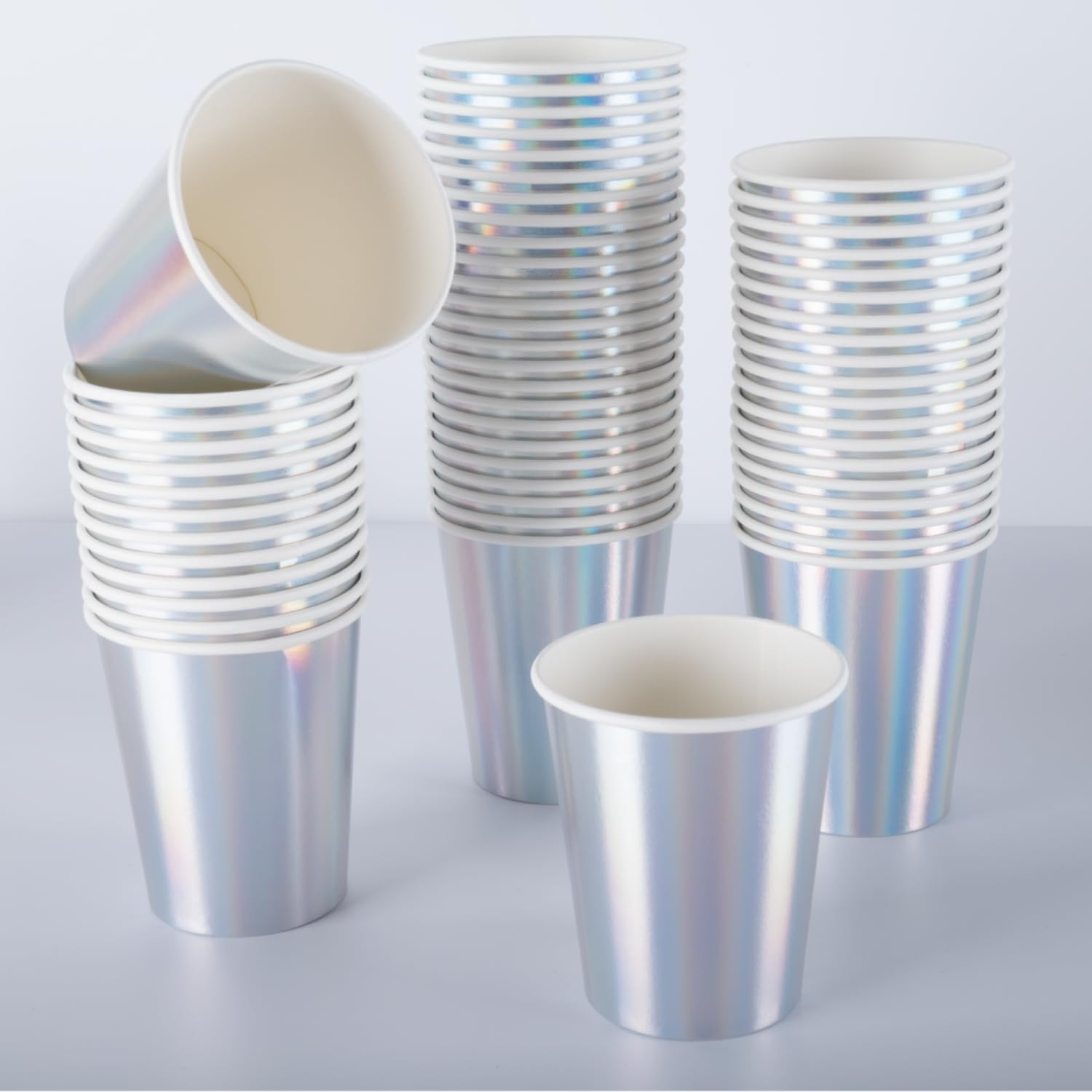 CEILIWEN Confezione da 100 tazze di carta iridescenti olografiche arcobaleno - 250ml Tazze di carta lucide argentate metalliche per bevande calde e fredde