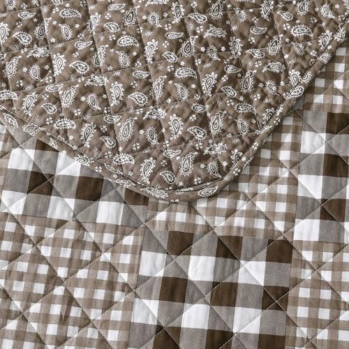 Image of Eddie Bauer - Full /Queen Quilt Set, Reversible Bedding with Matching Shams, Patchwork Luxurious Bedding Set (Gingham Patchwork Brown, Full /Queen)