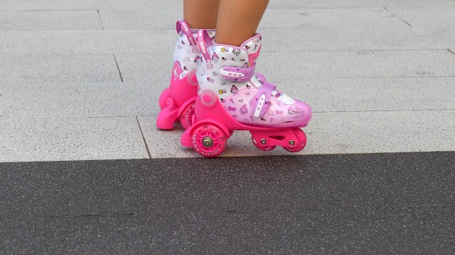 Roller 4 Trottinette Enfant 3 Ans Patins à Roulettes Enfants SULIFEEL Patins A Roulette Gratuit