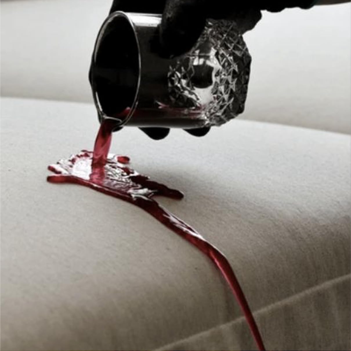 NANOPROTECTION LE TRAITEMENT DES SURFACES PAR L INNOVATION Imperméabilisant Textile et Cuir - sans Solvant et Ultra résistant (500 ML)