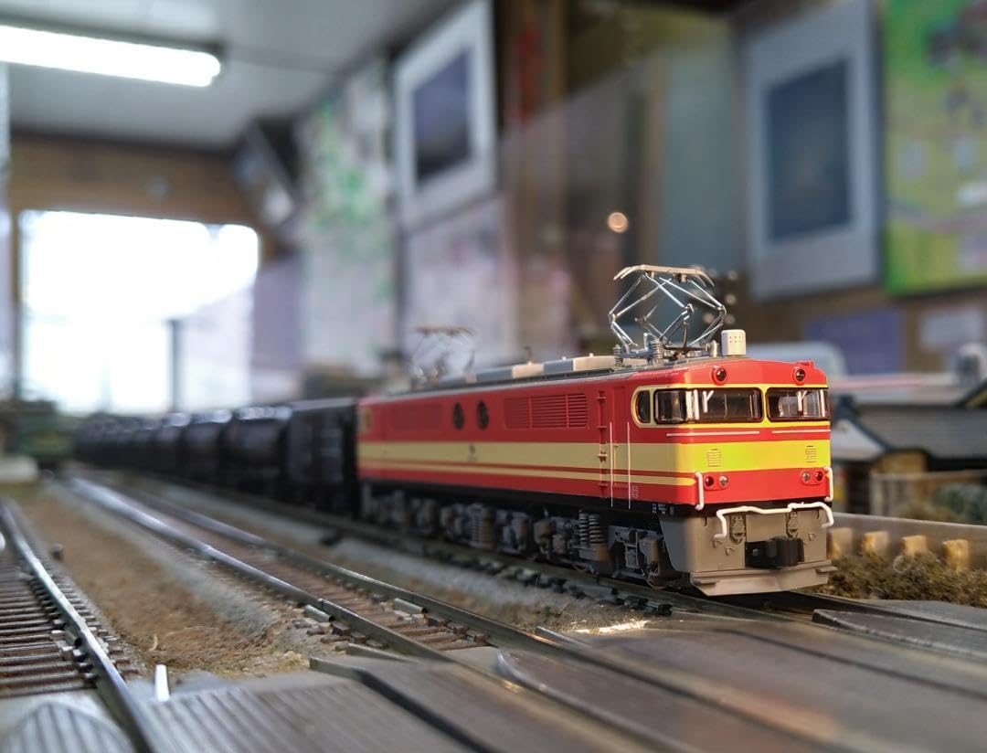 Amazon.co.jp: 西武鉄道E851形 電気機関車 ＋ タキ1900鉱業