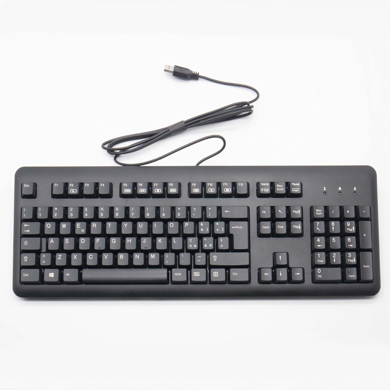 SIMPLETEK - Tastiera USB Cablata | Layout Italiano | Full-Size | Plug and Play |Ideale per Uffici | Durata 20 Milioni di Tasti
