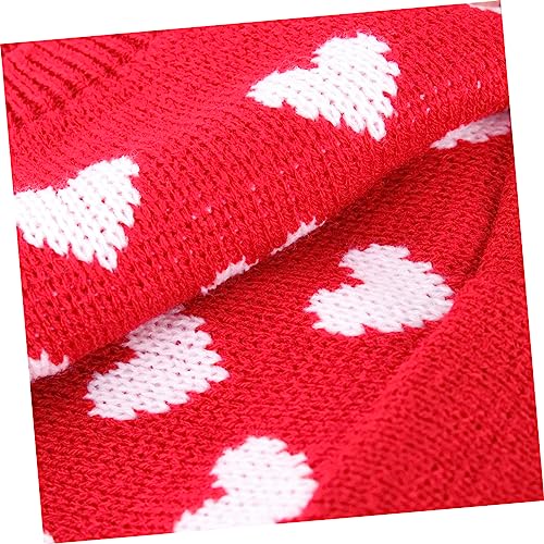 Robe de Noël pour chien : le pull tricot rouge des soirées d'hiver - 8