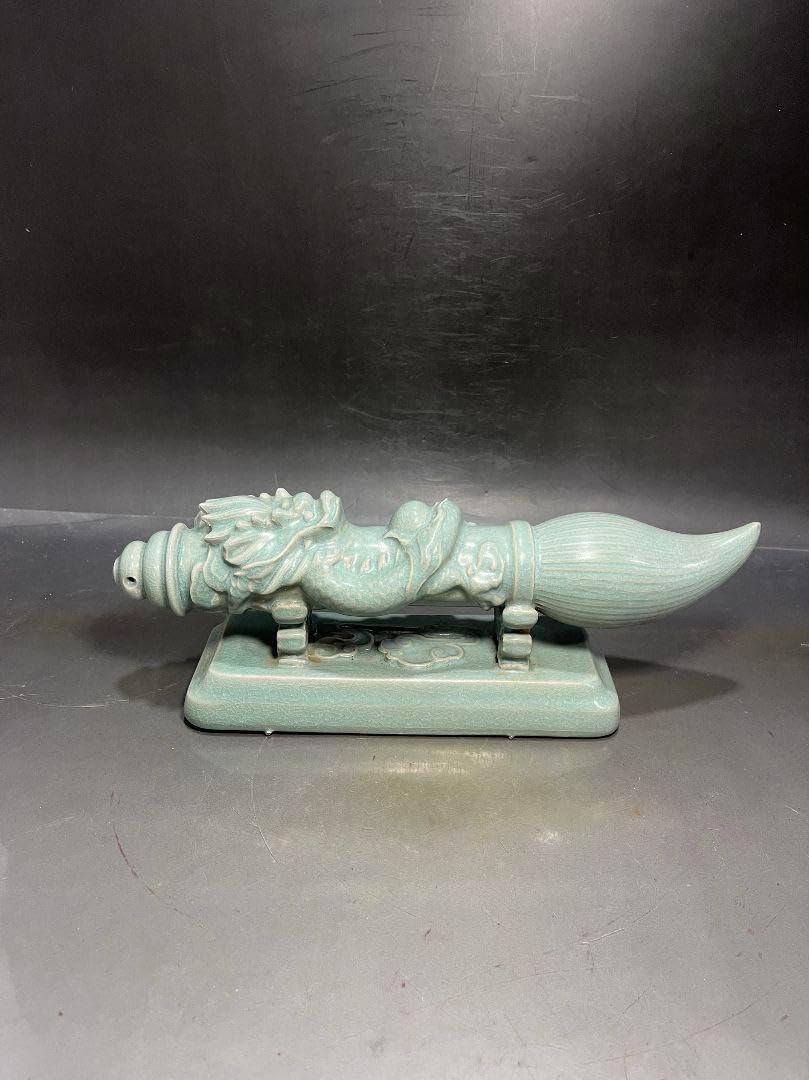 竜紋の筆立て文鎮 装飾品 美品 景徳鎮 陶磁器 工芸品 美術品 竜紋の筆立て文鎮 装飾品 美品 景徳鎮 陶磁器 工芸品 美術品
