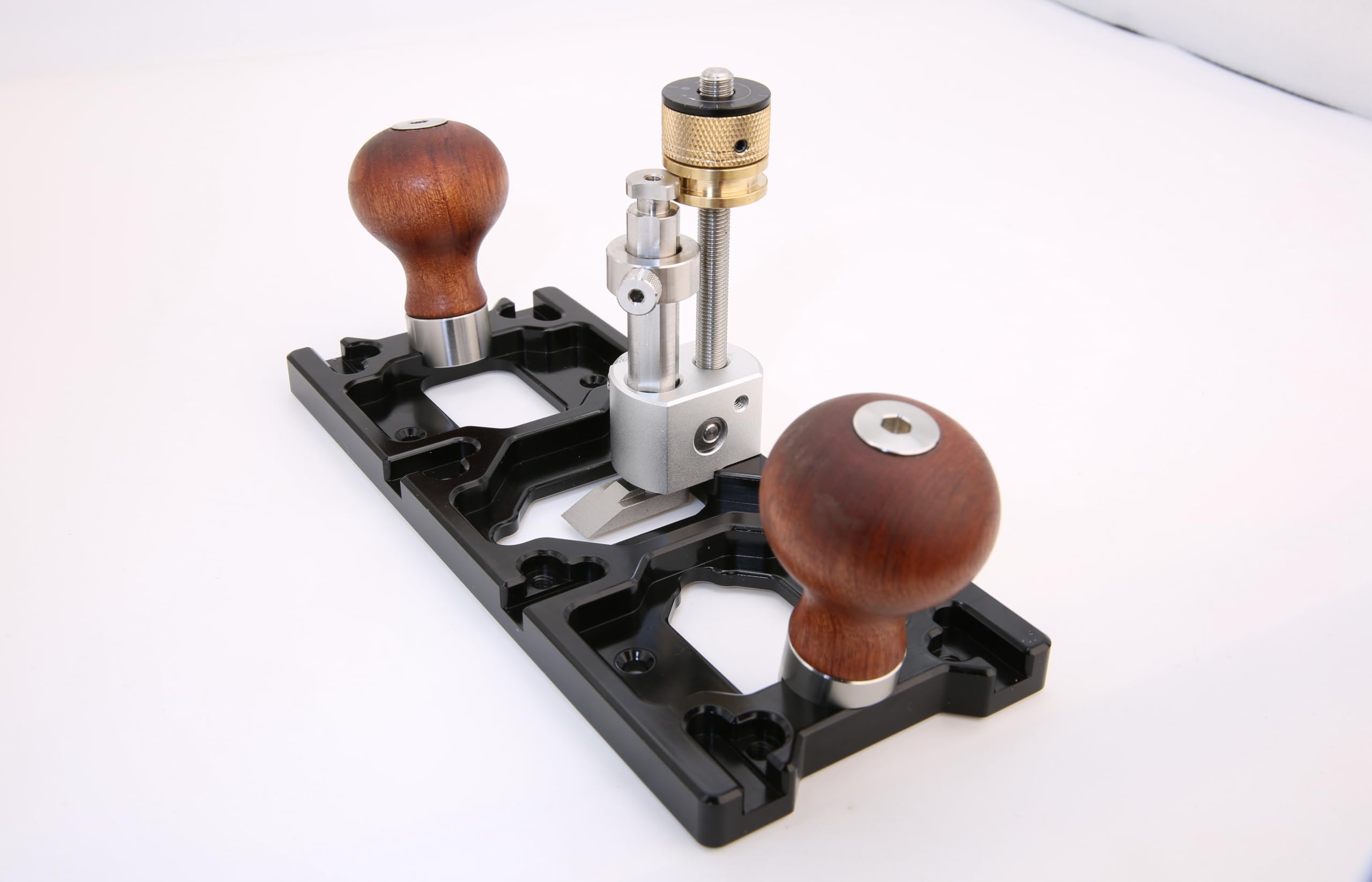 HONGDUI Cepilladora para limpiar o extender ranuras, cuchilla de ajuste de profundidad de precisión, tres lugares de montaje con cuatro direcciones de rotación