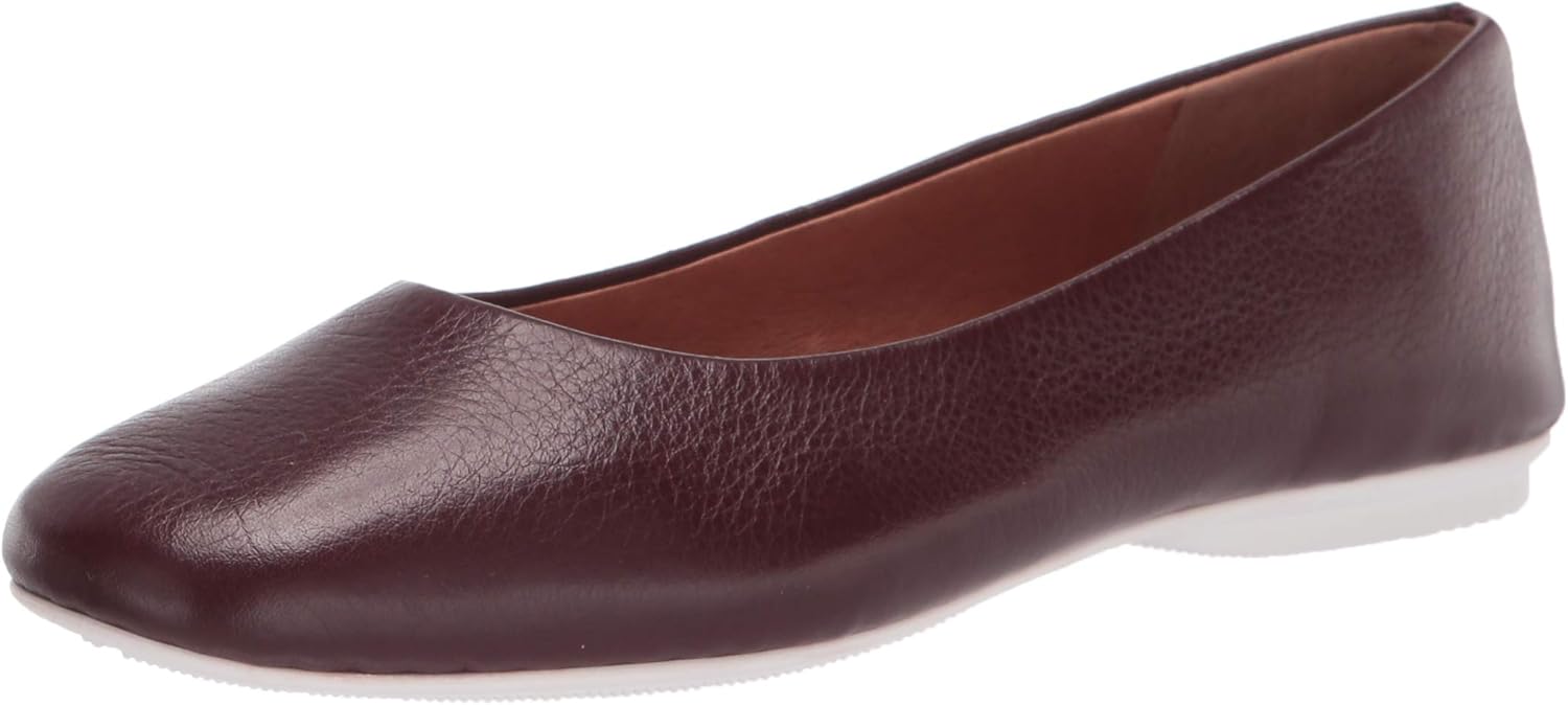 Gentle Souls by Kenneth Cole Eugene Travel Ballet Plumberry Leather 10 M