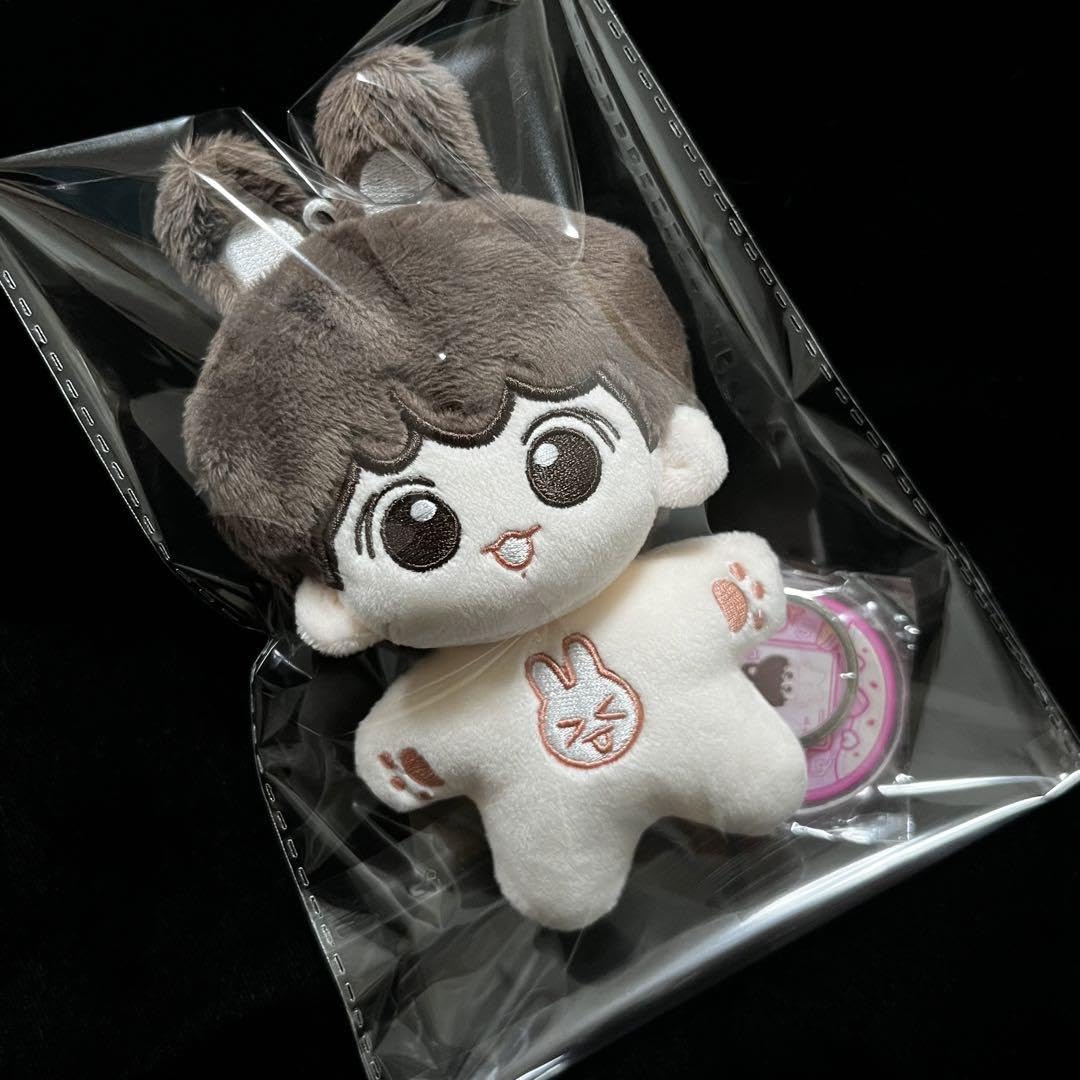 Amazon.co.jp: BTS ジョングク ぬいぐるみ 10cm ドール10センチ : おもちゃ 
