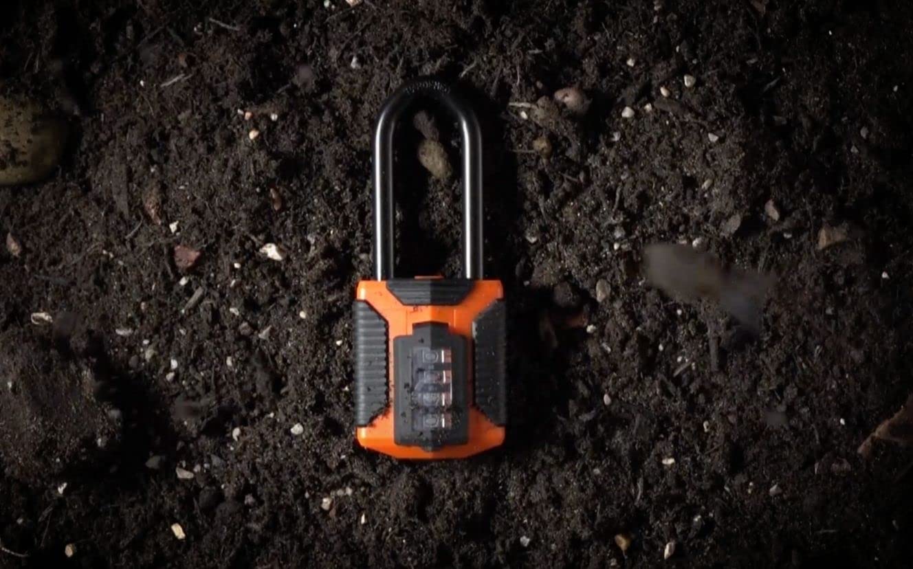 Cadenas Squire robuste (CP50) - Anse en acier la plus résistante - Cadenas à combinaison à 4 roues - Acier allié anticorrosif - Cadenas étanche pour maison, et garage (Manille longue tout terrain)