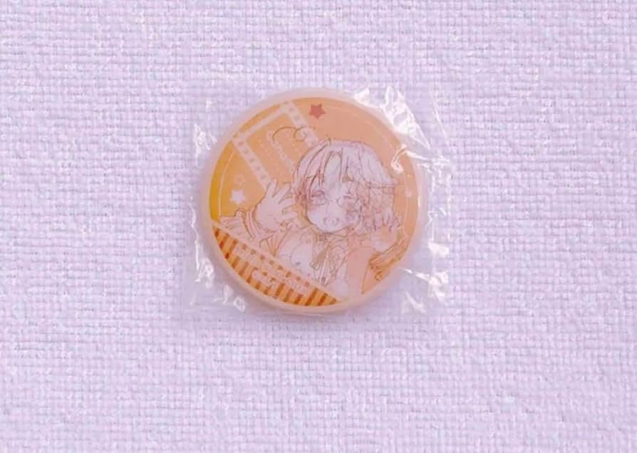 Amazon | ヘタリア カナダ 缶バッジ | バッジ | おもちゃ