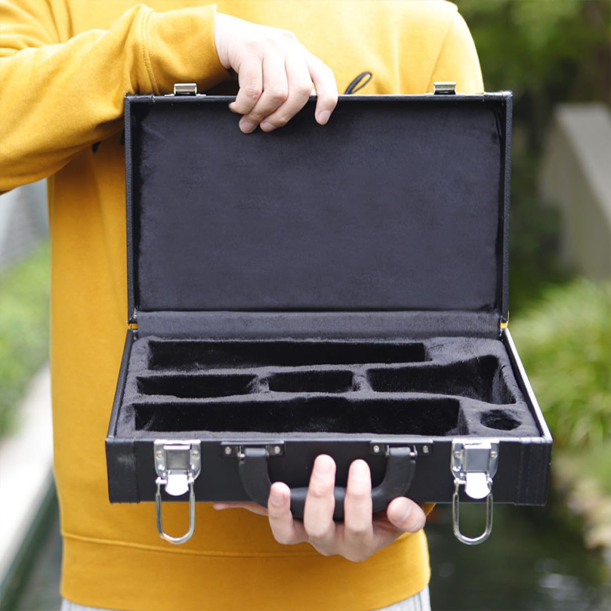 SECFOU Estuche para Clarinete Acolchado y Resistente, Caja de Almacenamiento Portátil Negra, Maletín para Clarinete Forro Protector, Accesorio para Instrumentos de Viento y Madera, Uso