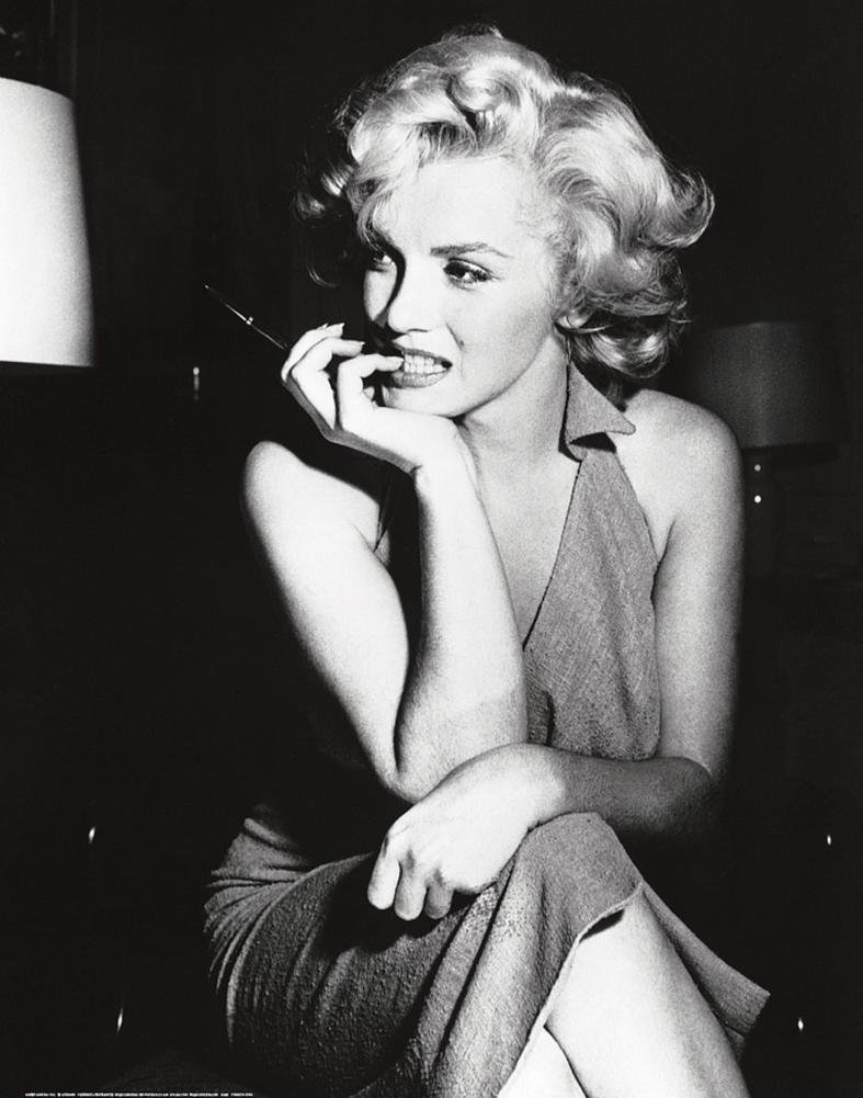 Amazon.com: Marilyn Monroe, 1952 Art Print 22 x 28in