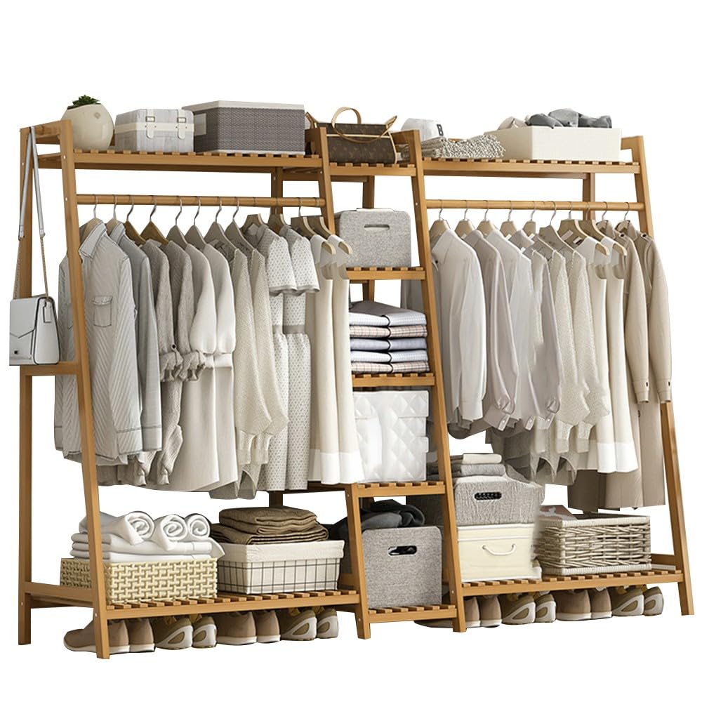 Portant à vêtements bambou pour optimiser les petits espaces de rangement