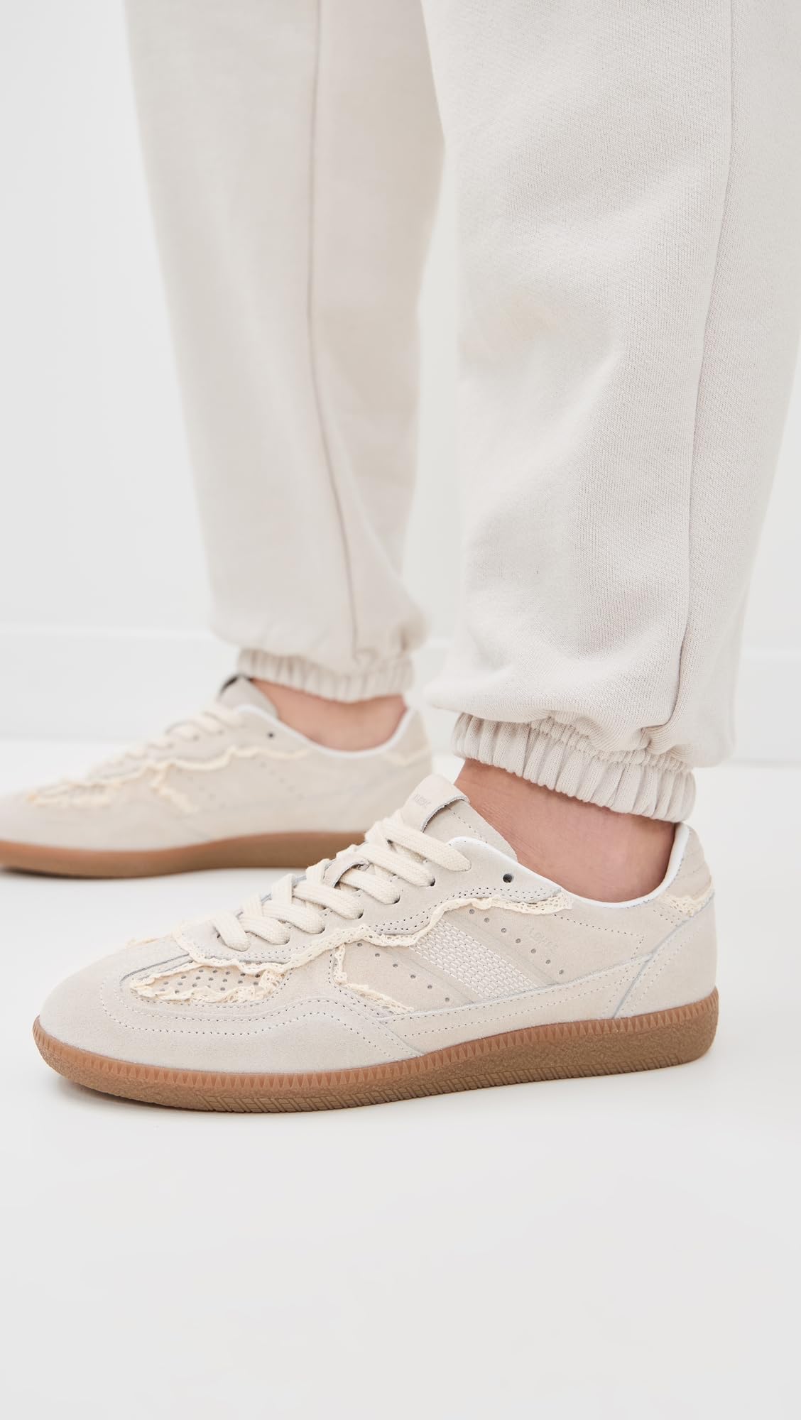 ALOHAS Women's Tb.490 Crochet Sneakers, Cream, 6 Medium | B2B