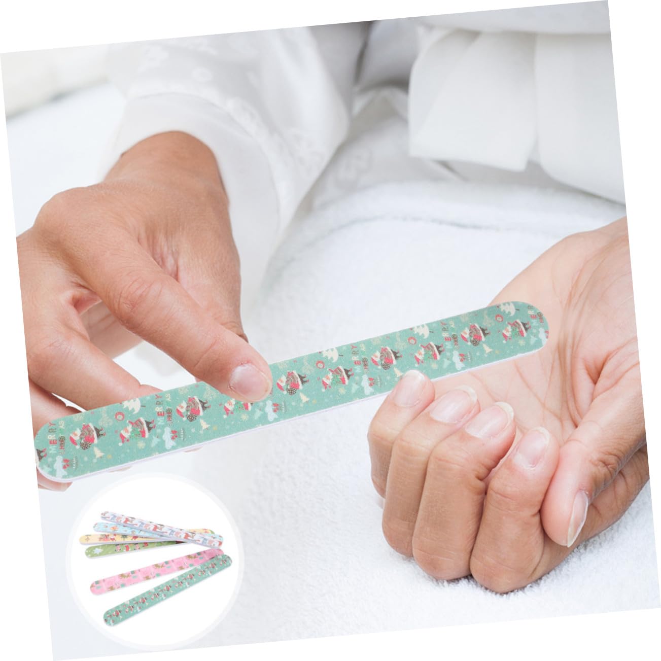 VALICLUD 96 Pezzi Unghie Natalizie Professionali Doppia Faccia per Manicure e Pedicure Leggere e Portatili per Unghie Naturali e Finte Kit Lucidatura Rapida per Nail Art Te
