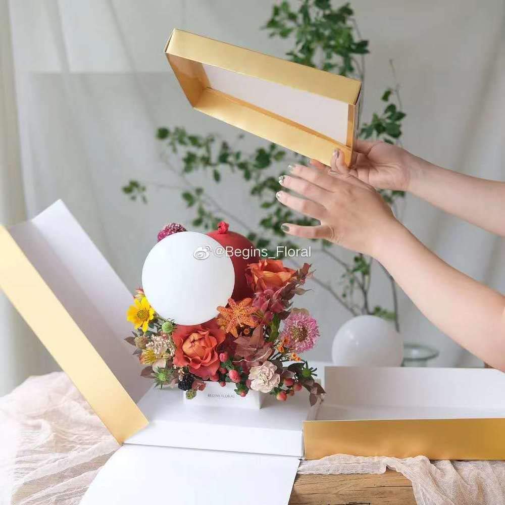 Caja de regalo de flores de explosión sorpresa, 25,4 x 25,4 x 35,5 cm, para fiestas de cumpleaños, Navidad, cualquier evento sorpresa (sin flor) (oro (solo caja).