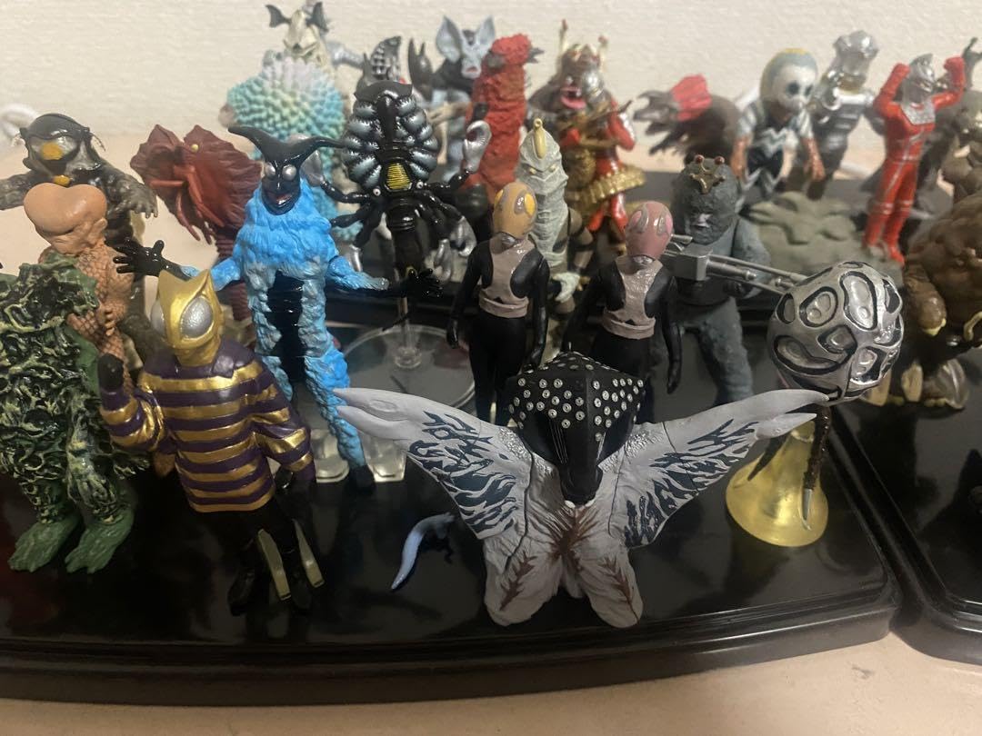 Amazon.co.jp: HG ウルトラセブン 宇宙人 星人 怪獣 セミ